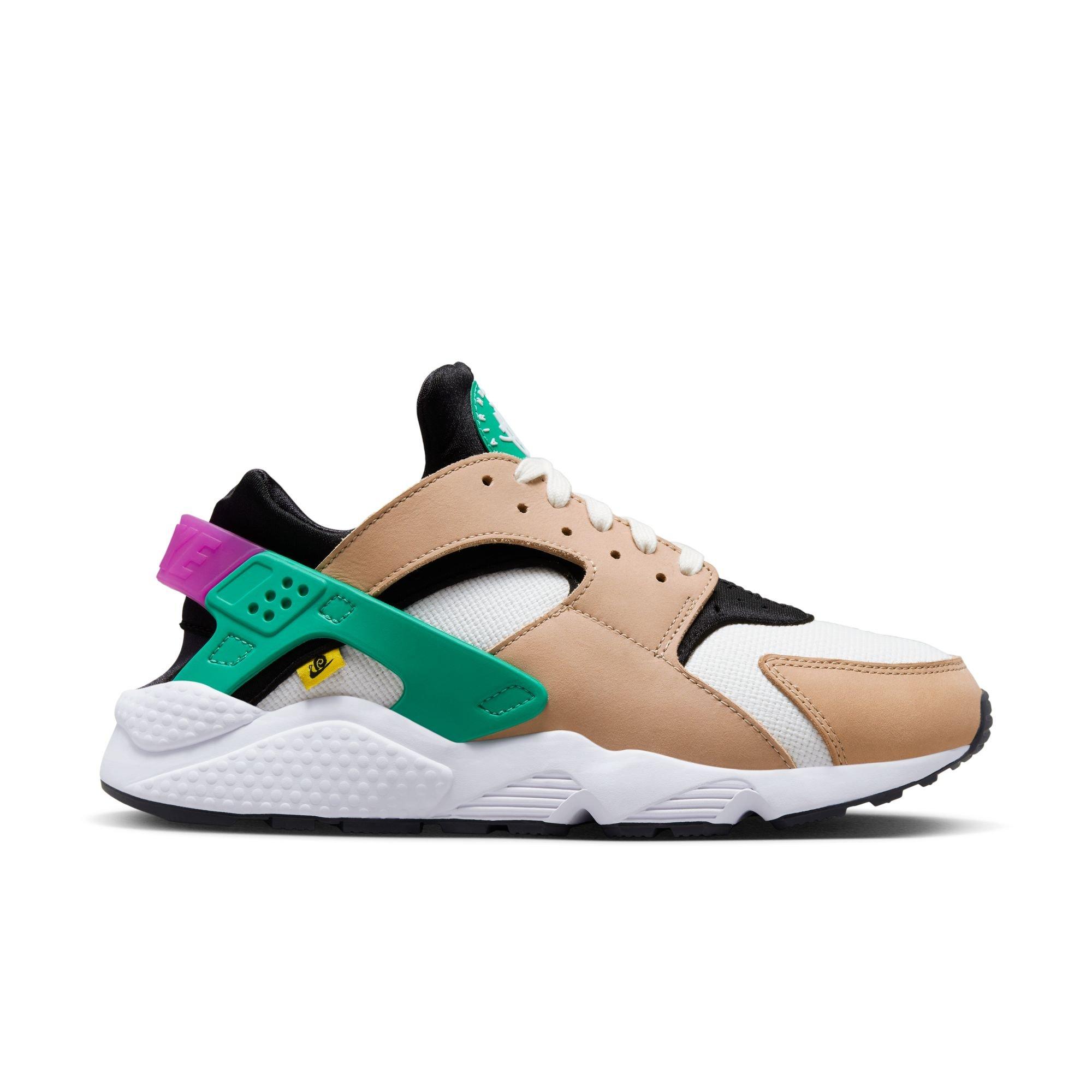 Huaraches hibbett clearance sports