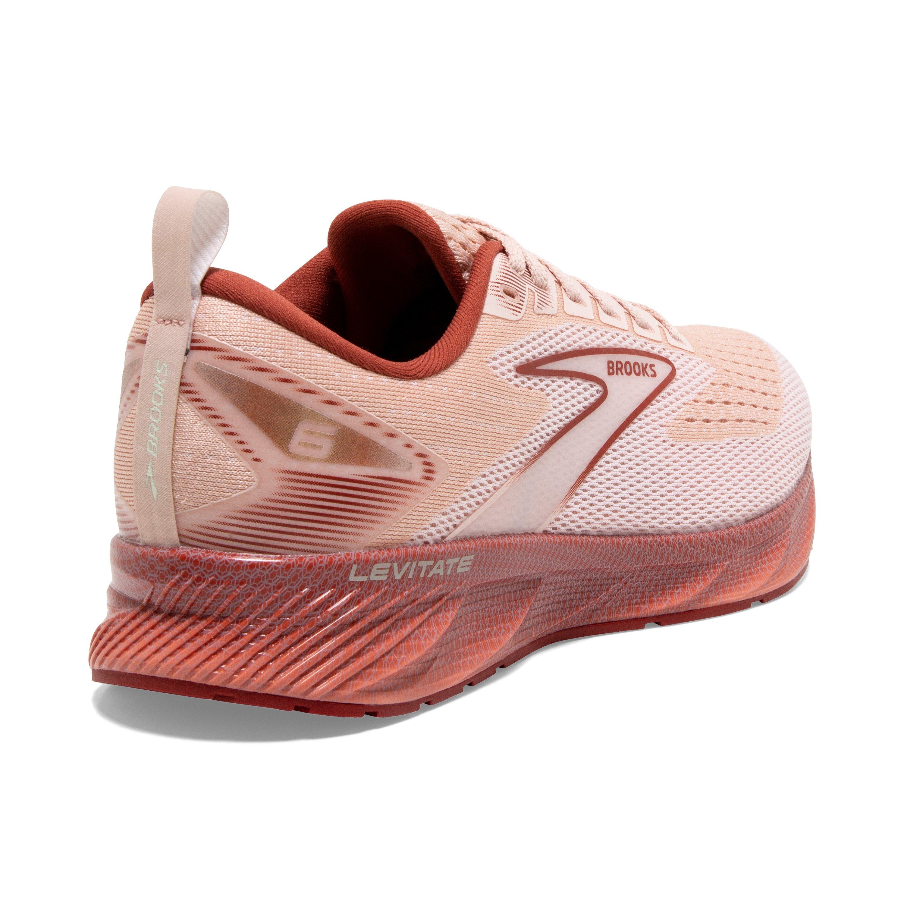 Brooks sales levitate pink