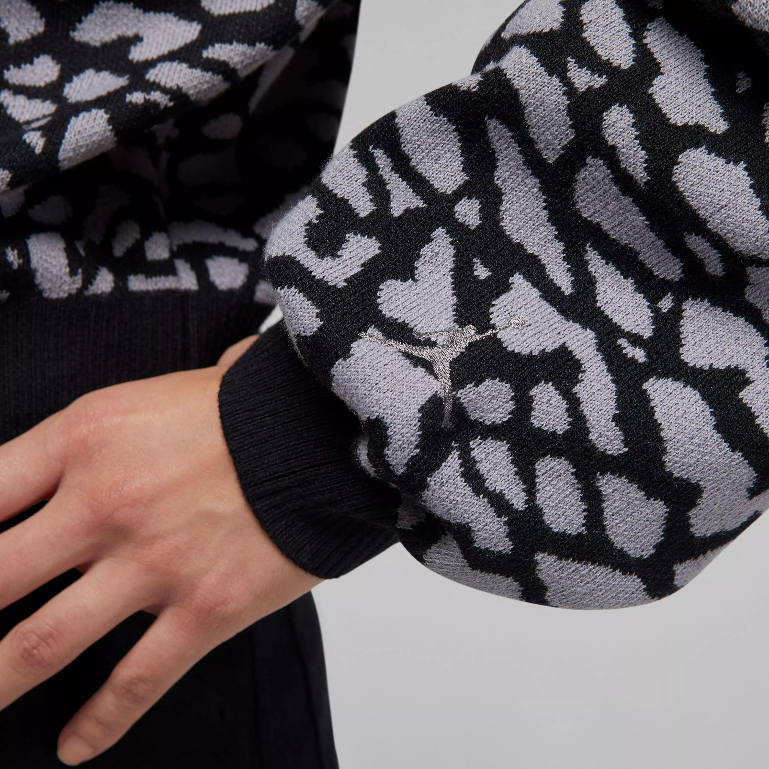 Jordan Women's Flight Jacquard Knit Cardigan - BLACK