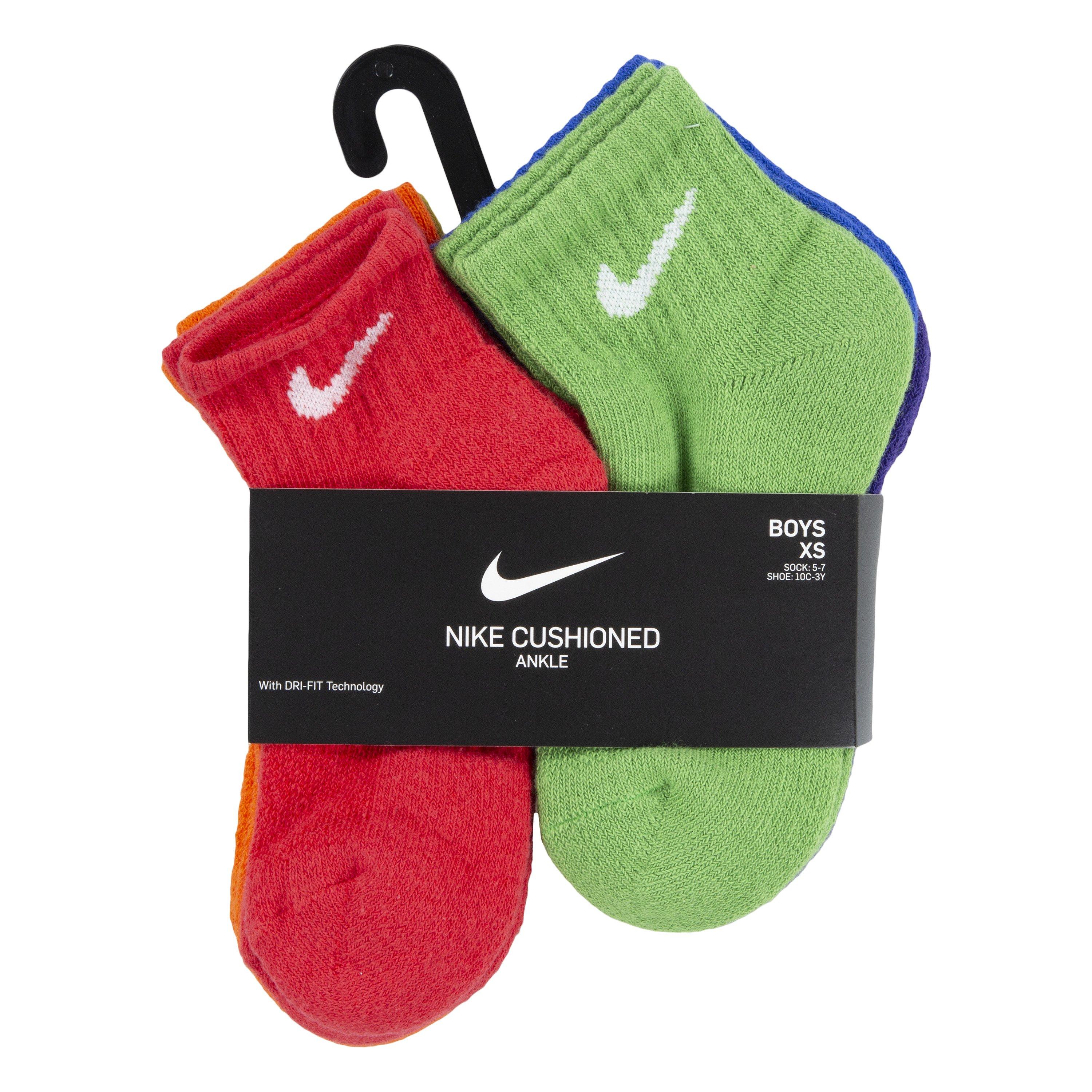 Nike colored hotsell ankle socks