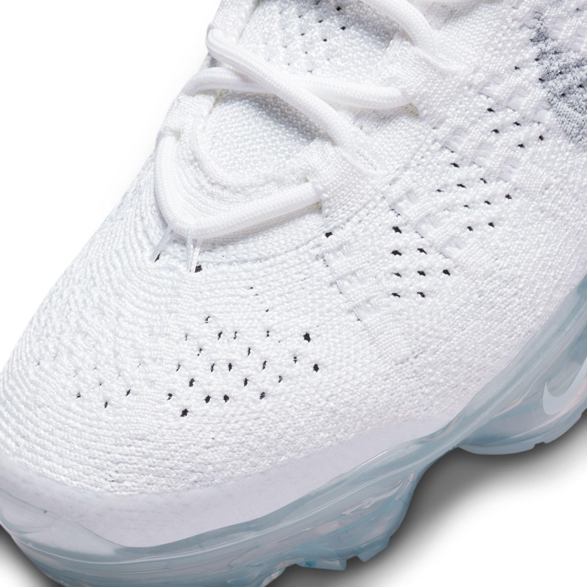 Nike Air VaporMax 2023 Flyknit "White/Sky Grey/Platinum Tint" Women's Shoe - WHITE/SKY GREY/PLATINUM TINT Thumbnail View 4