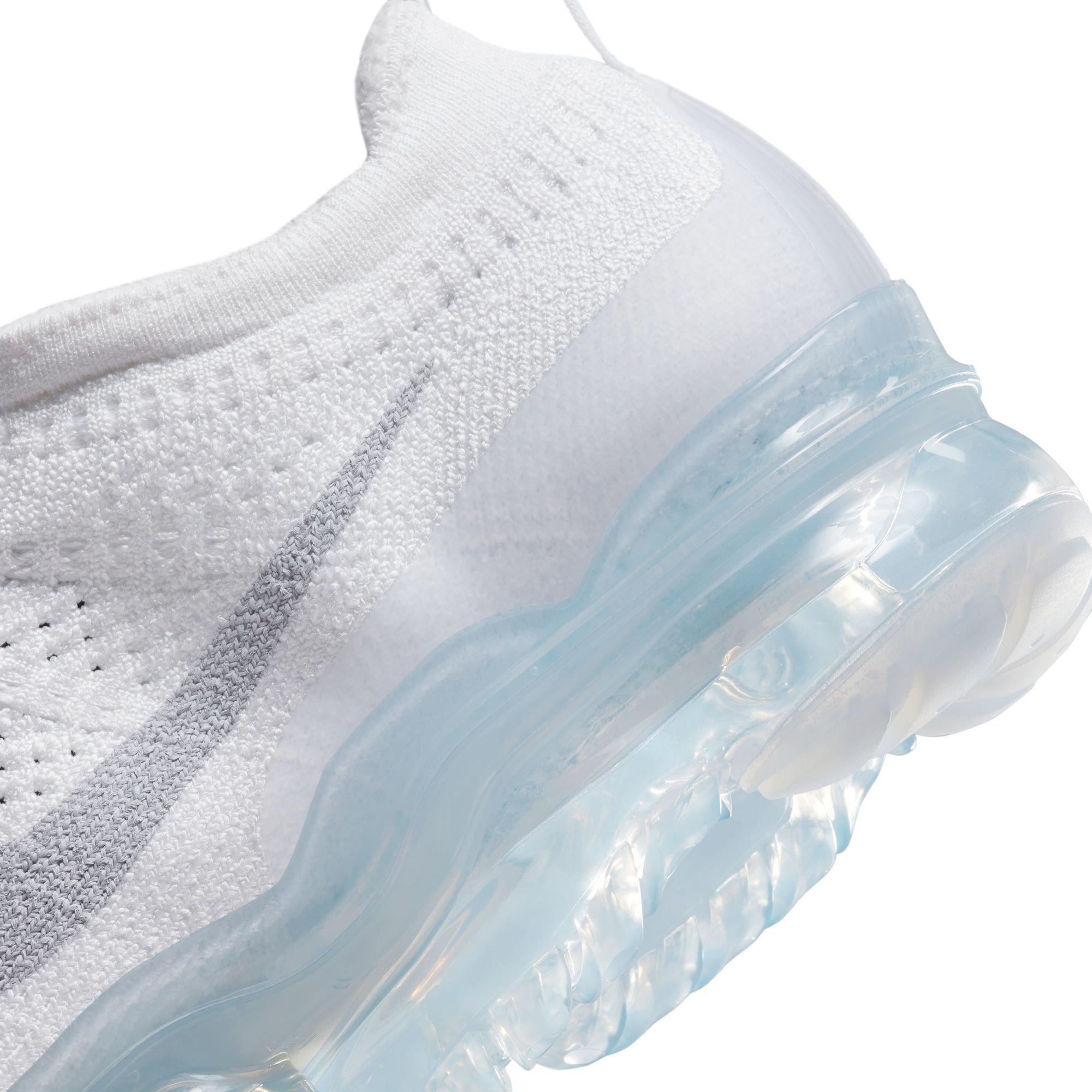 Nike Air VaporMax 2023 Flyknit "White/Sky Grey/Platinum Tint" Women's Shoe - WHITE/SKY GREY/PLATINUM TINT Thumbnail View 5