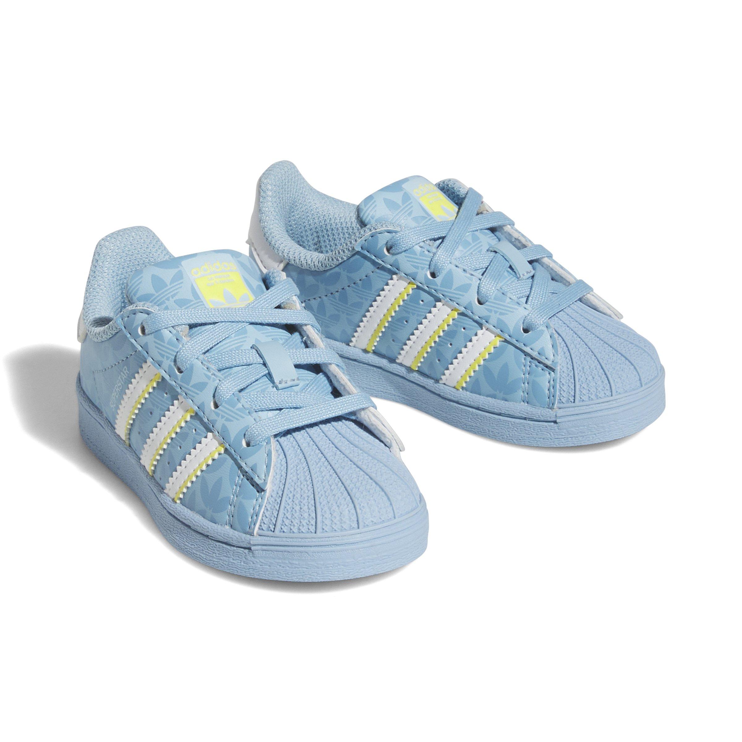 Baby blue 2025 adidas toddler shoes