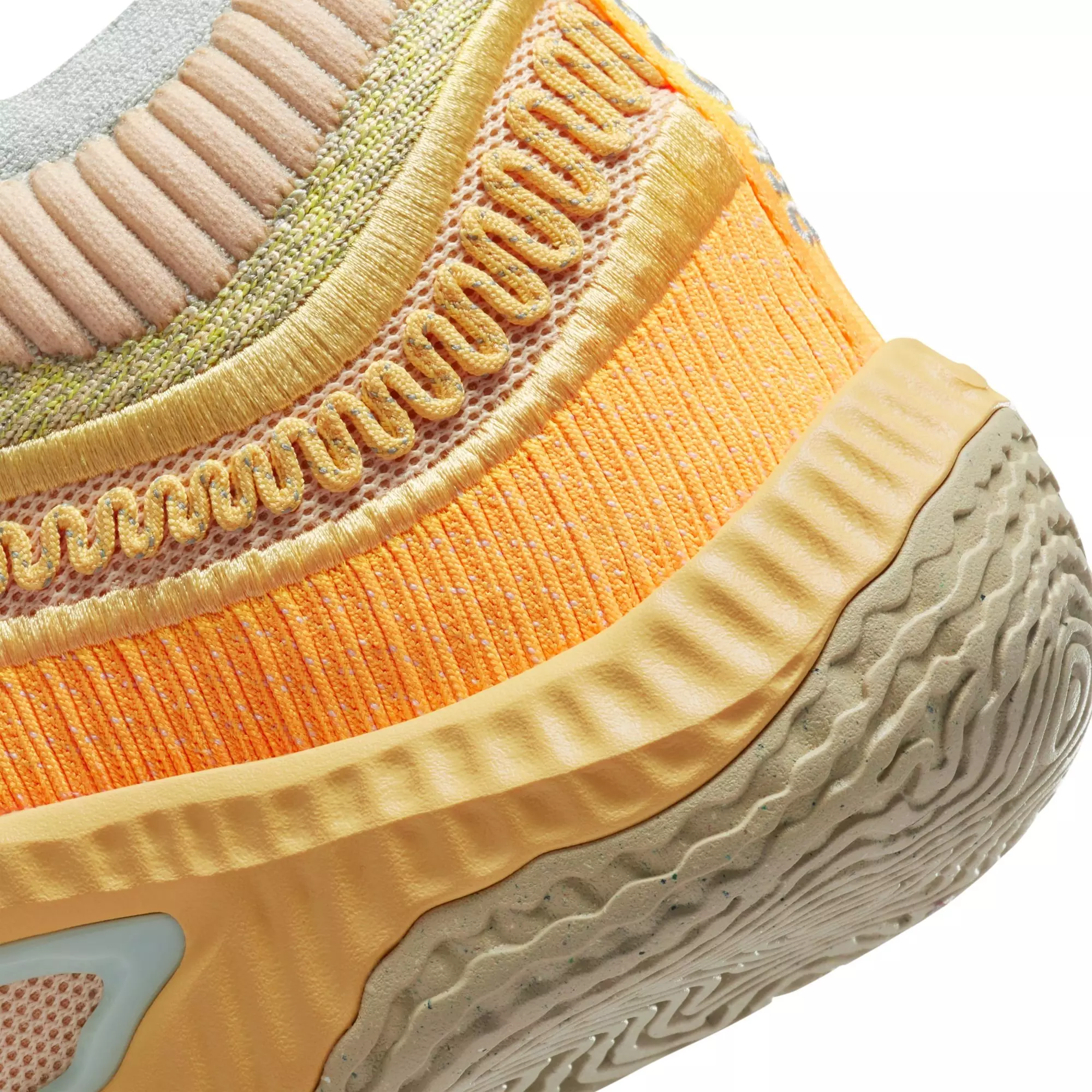 Nike Cosmic Unity 3 "Pale Vanilla" Unisex Basketball Shoe - MULTI-COLOR