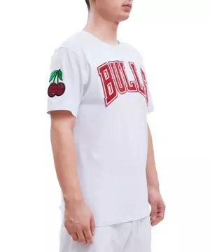 Chicago Bulls Green Bean Pro Standard T-Shirt