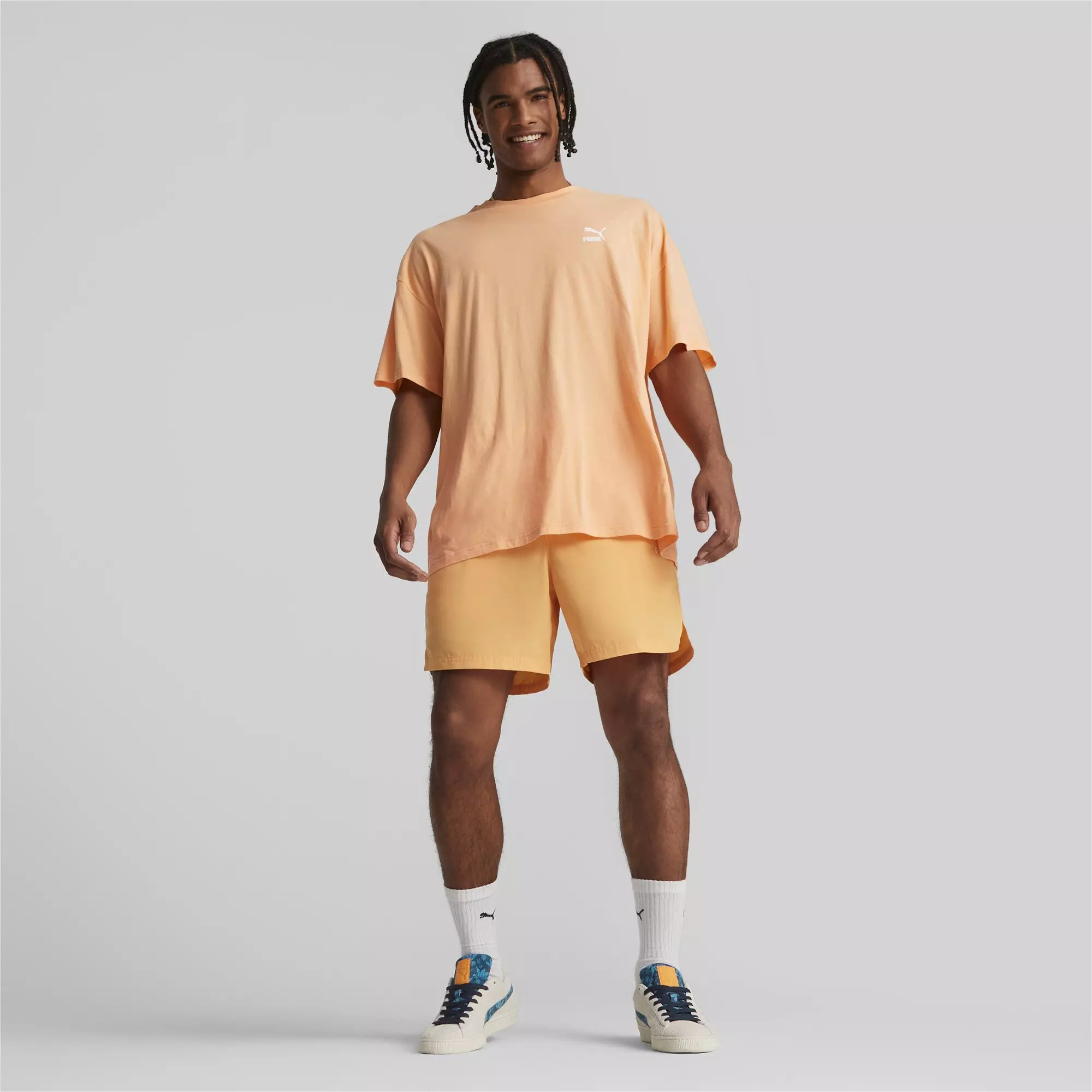 PUMA Men's Classic Worldwide 6-Inch Woven Shorts - ORANGE