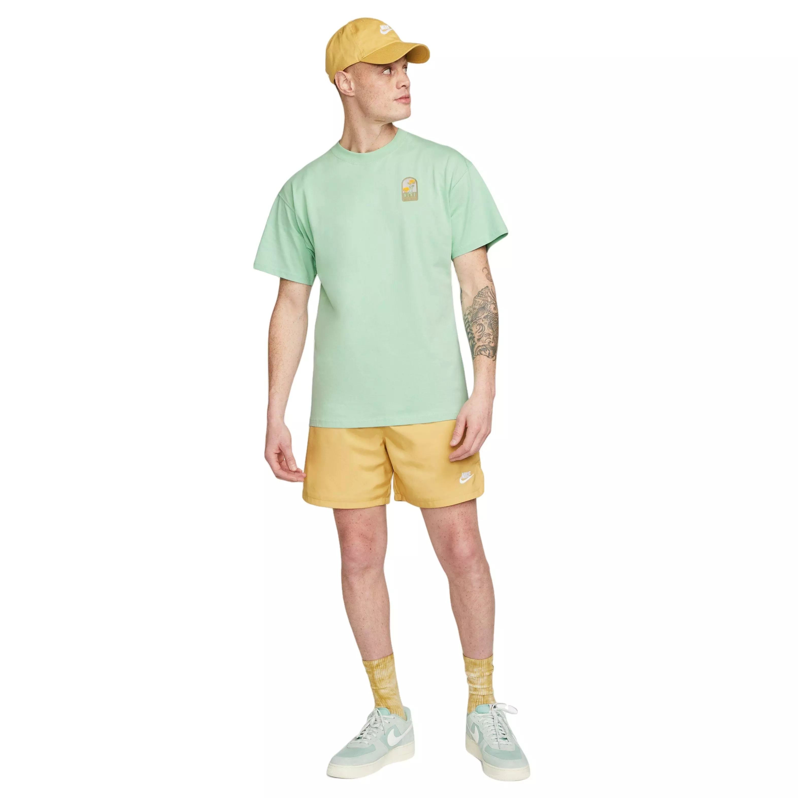 Nike Men's Sportswear Max90 Gel Rose City Tee - GREEN