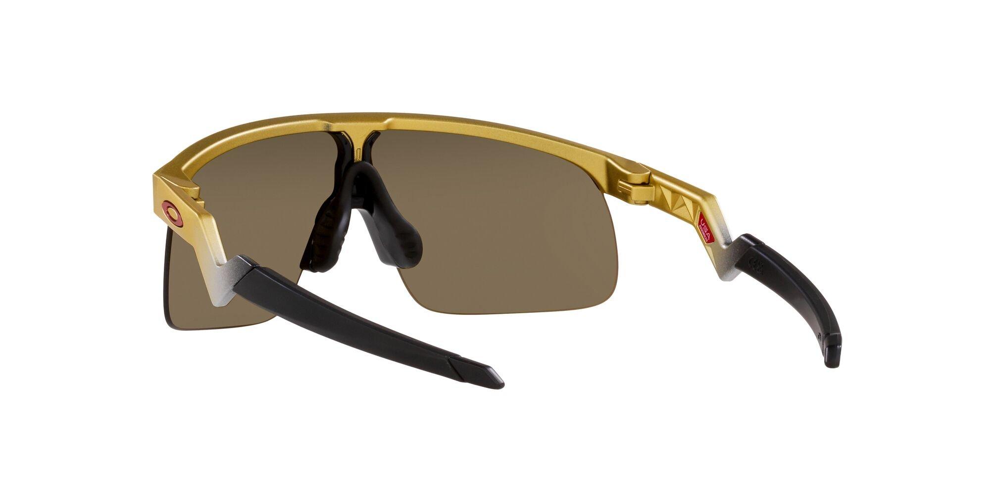 Oakley Resistor x Patrick Mahomes II Sunglasses (Youth Fit) - Prizm 24k Lenses & Olympic Gold Frame