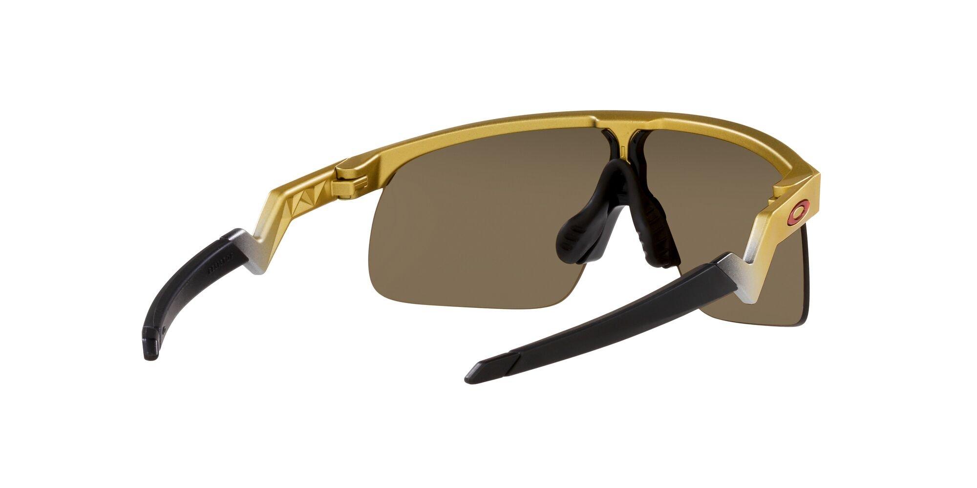 Oakley Resistor x Patrick Mahomes II Sunglasses (Youth Fit) - Prizm 24k Lenses & Olympic Gold Frame