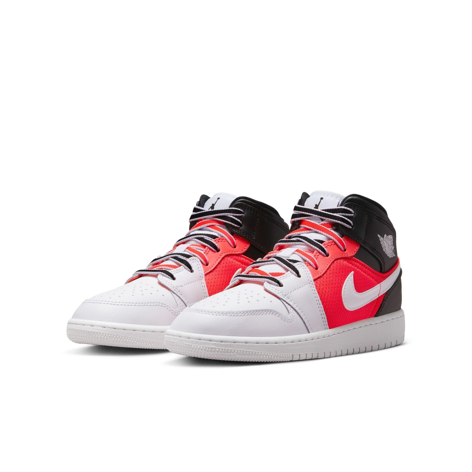 Jordan 1 Mid SE "Black/White/Infrared Red 23" Grade School Boys' Shoe - BLACK/INFRARED Thumbnail View 3