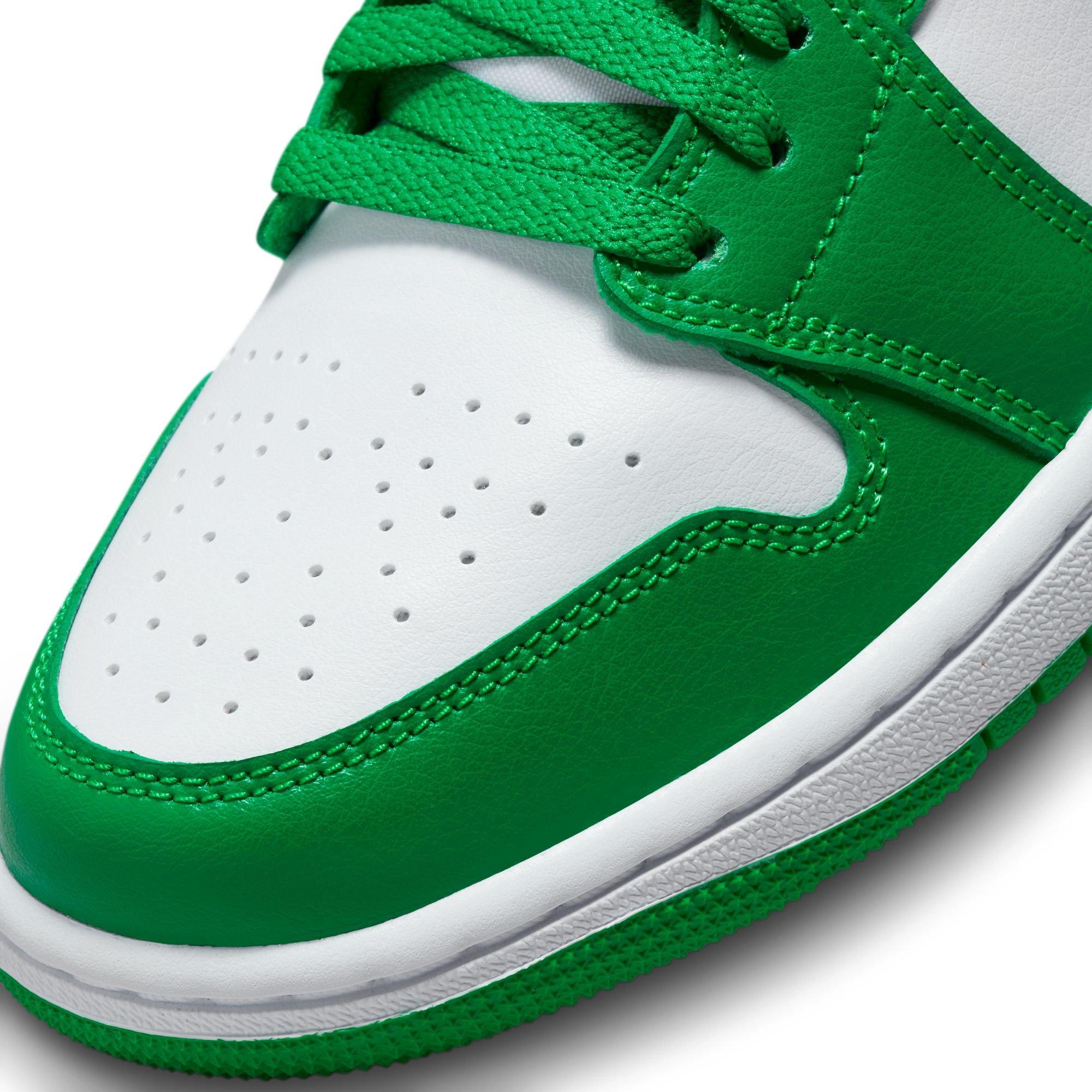 Jordan 1 Low "Lucky Green/Aquatone/White" Women's Shoe - GREEN/WHITE Thumbnail View 3