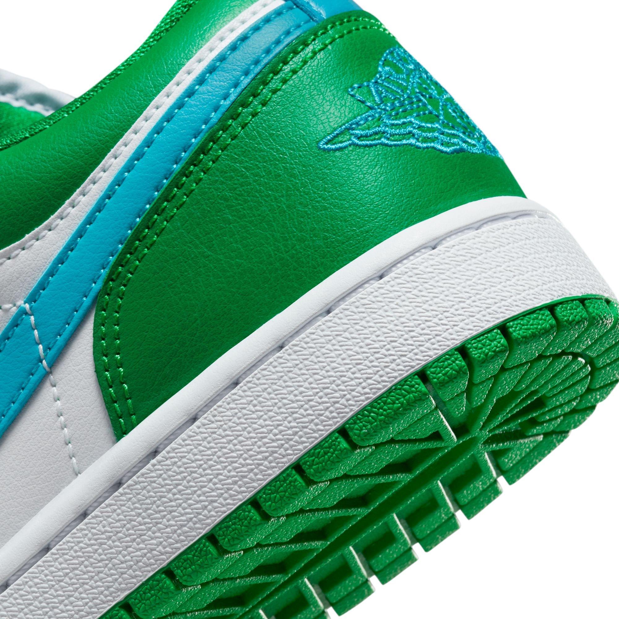 Jordan 1 Low "Lucky Green/Aquatone/White" Women's Shoe - GREEN/WHITE Thumbnail View 4