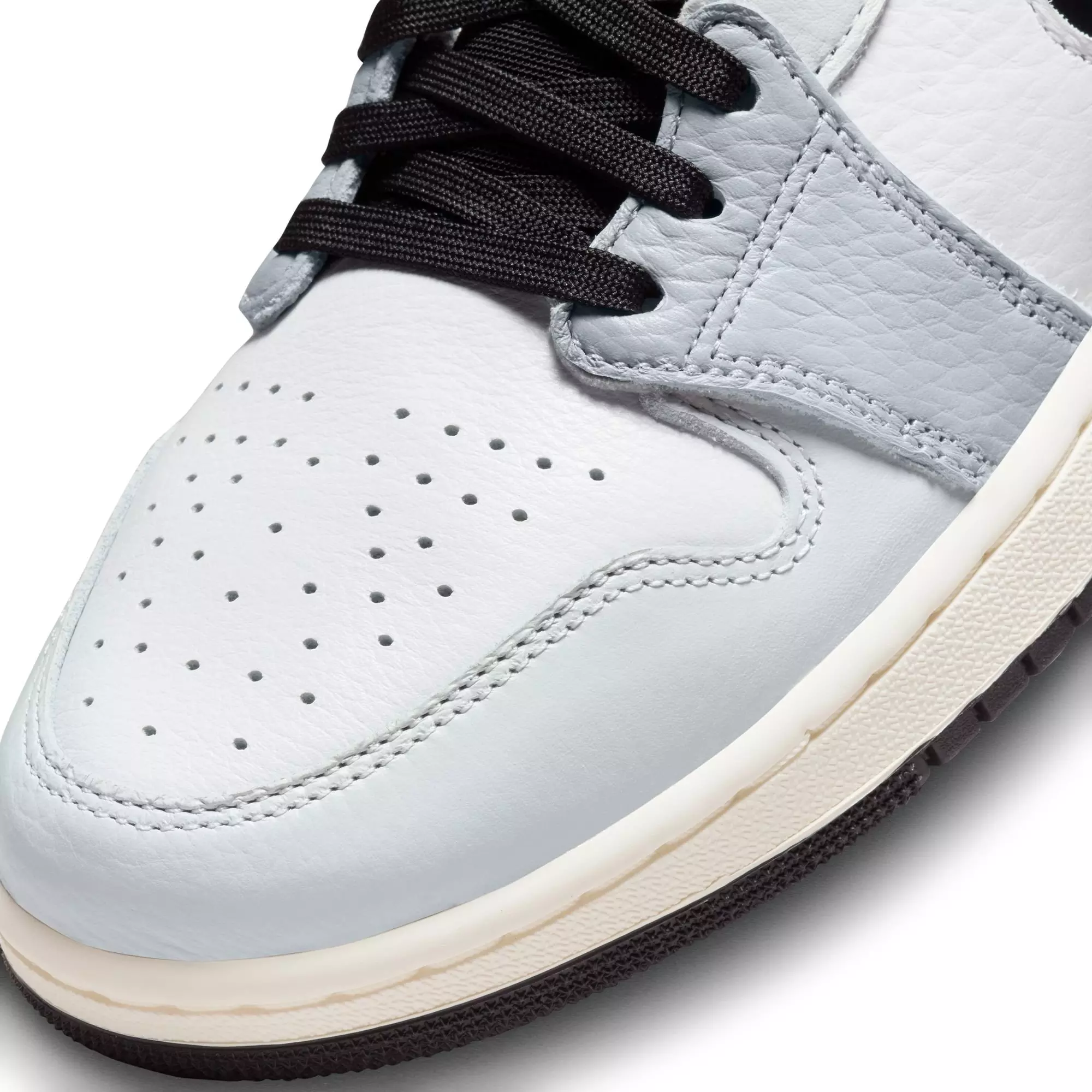 Jordan 1 Zoom Air CMFT 2 "White/Metallic Silver/Photon Dust" Women's Shoe - GREY/WHITE