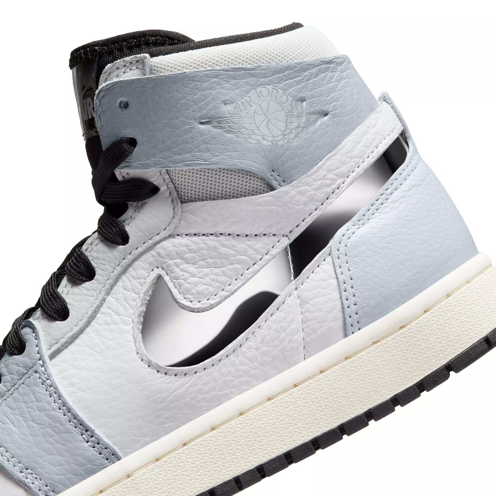 Jordan 1 Zoom Air CMFT 2 "White/Metallic Silver/Photon Dust" Women's Shoe - GREY/WHITE
