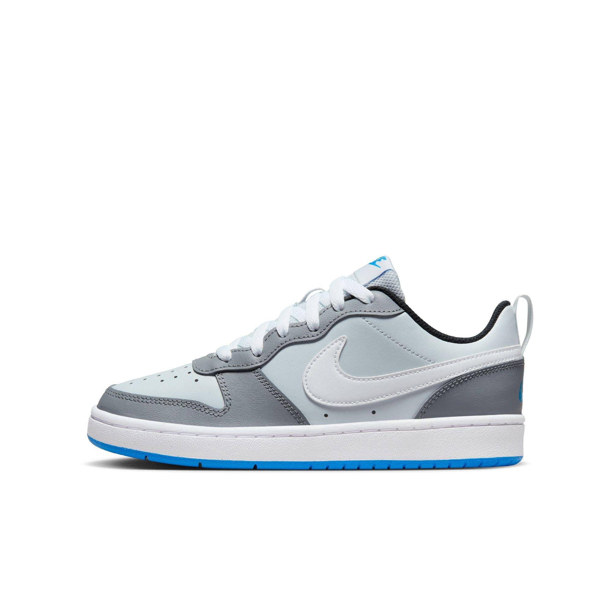 Nike court shop borough low grey