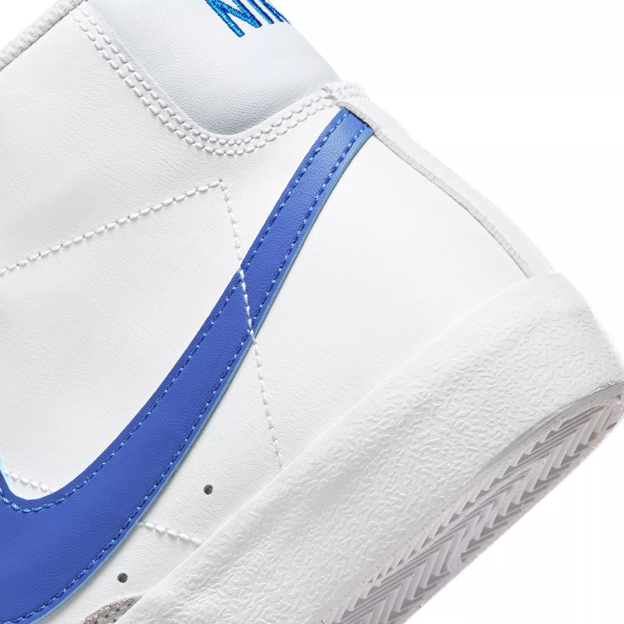 Nike Blazer Mid '77 "White/Game Royal/Pure Platinum" Grade School Boys' Shoe - WHITE/BLUE