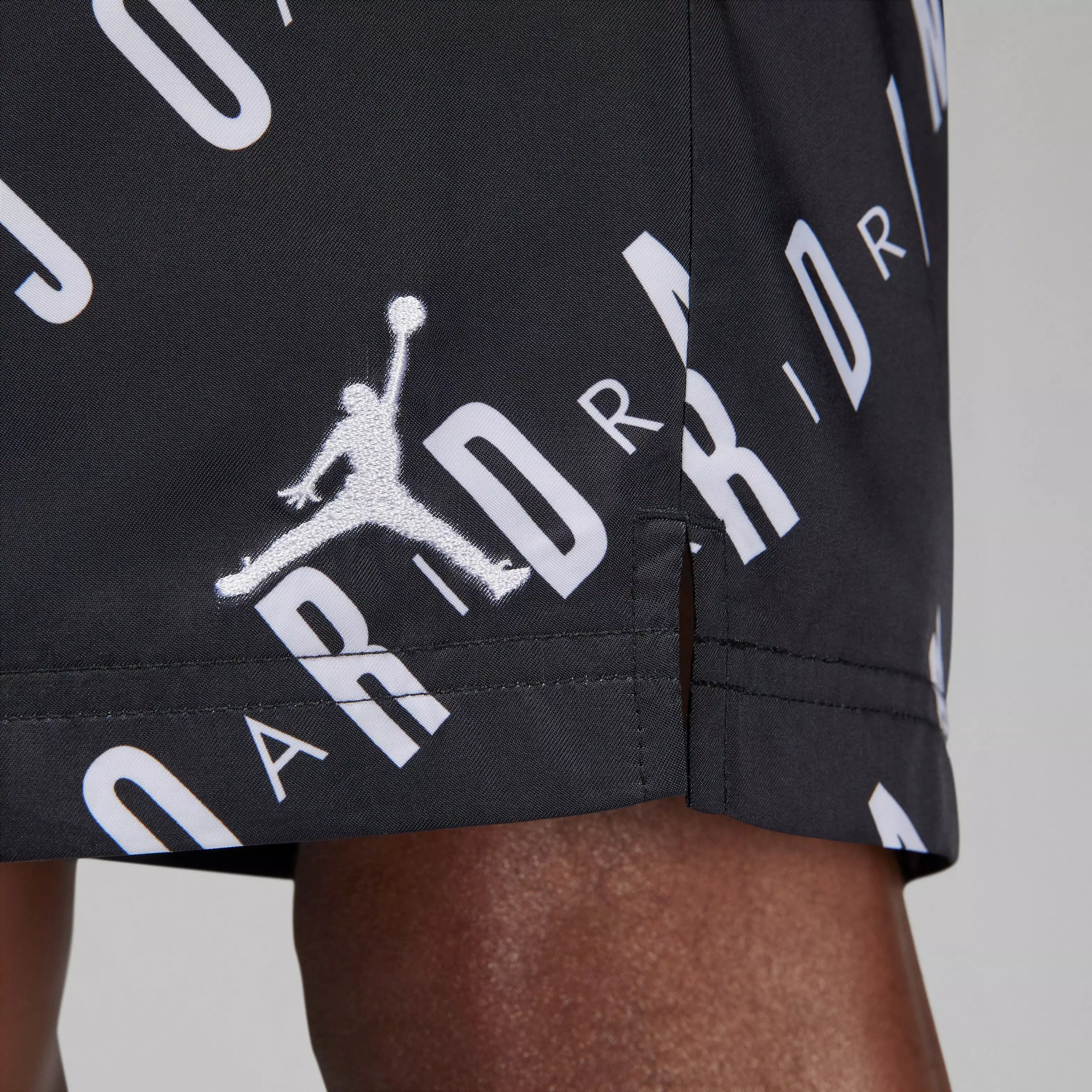 Jordan Men's Essentials Poolside All Over Print Shorts-Black - BLACK