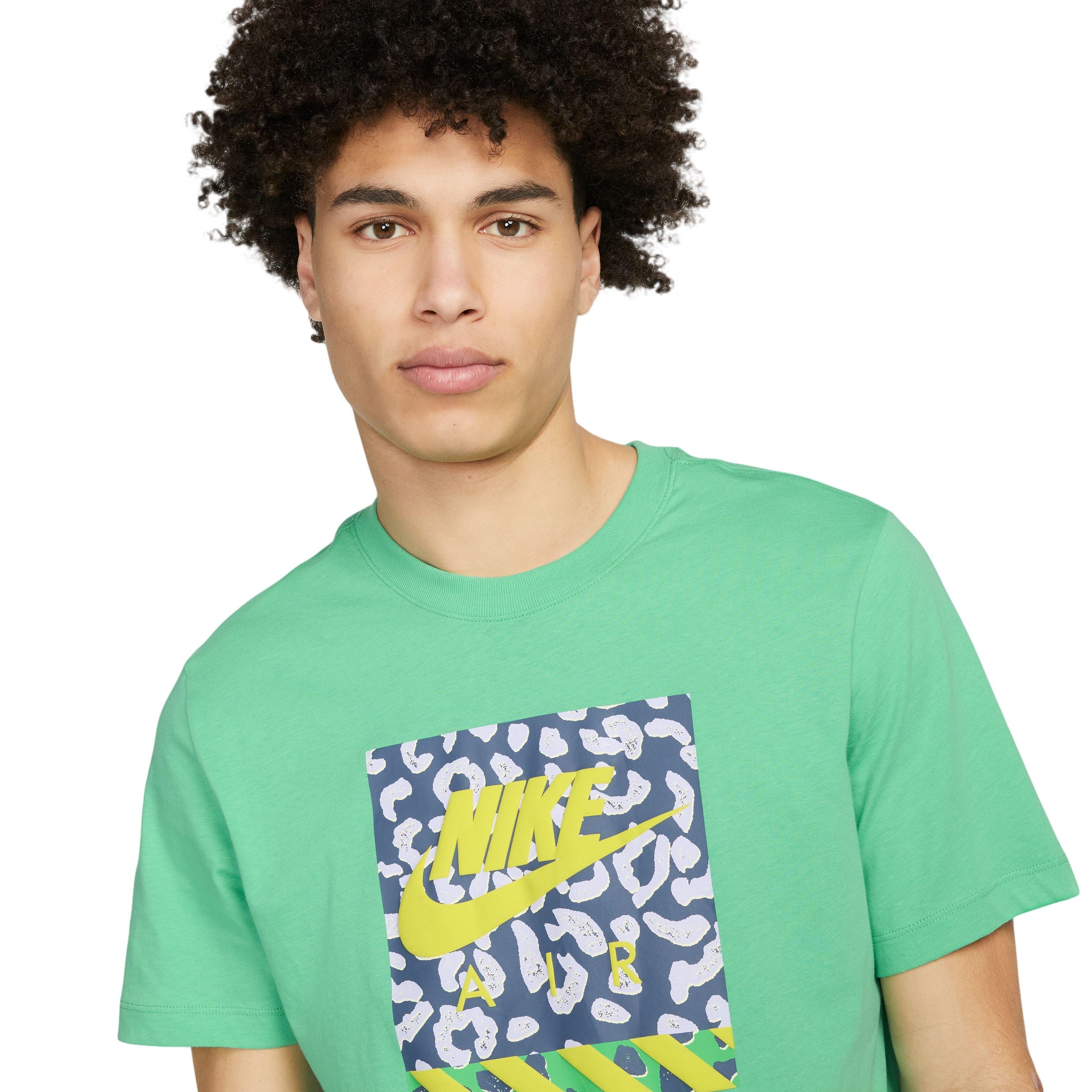 Nike Men's Sportswear Tee-Green - GREEN Thumbnail View 3