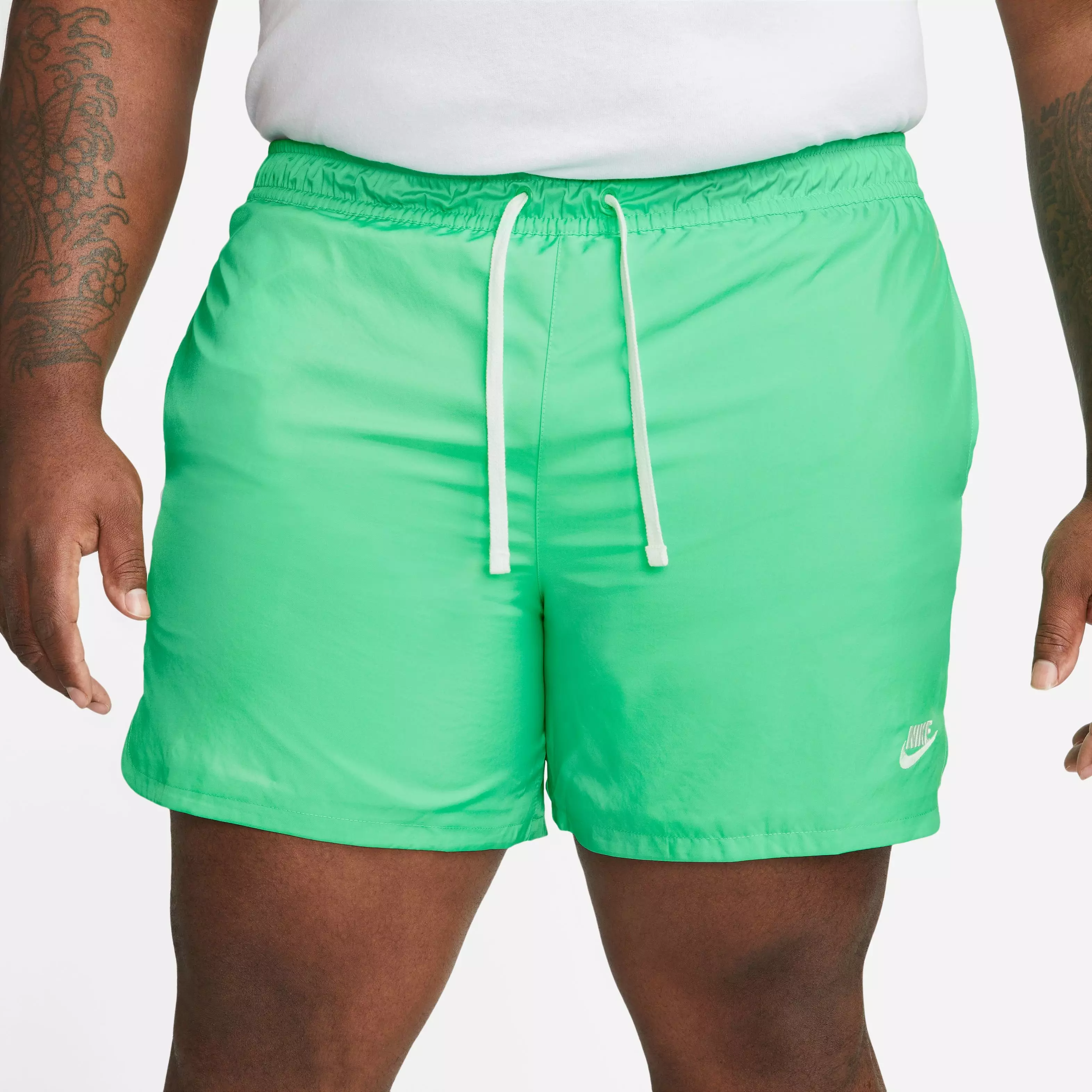 Nike Men's Sportswear Sport Essentials Woven Lined Flow Shorts-Green - GREEN