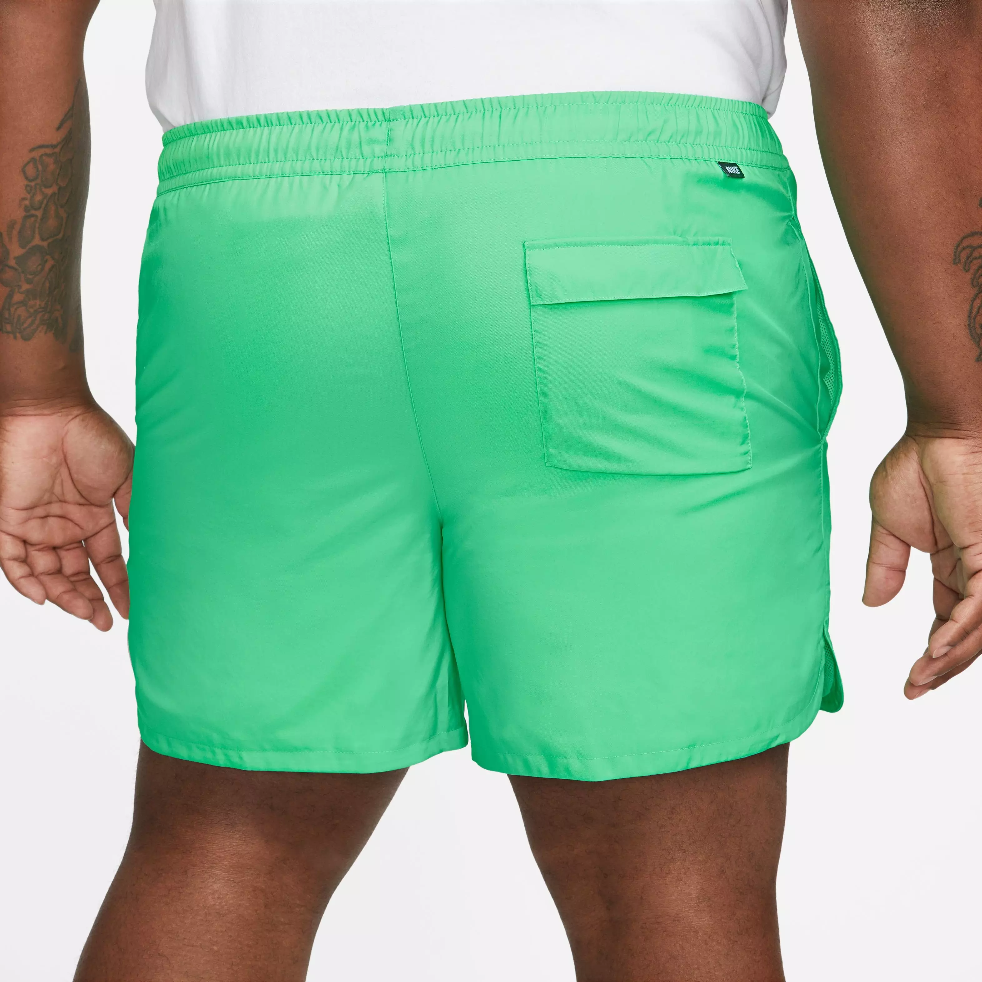 Nike Men's Sportswear Sport Essentials Woven Lined Flow Shorts-Green - GREEN