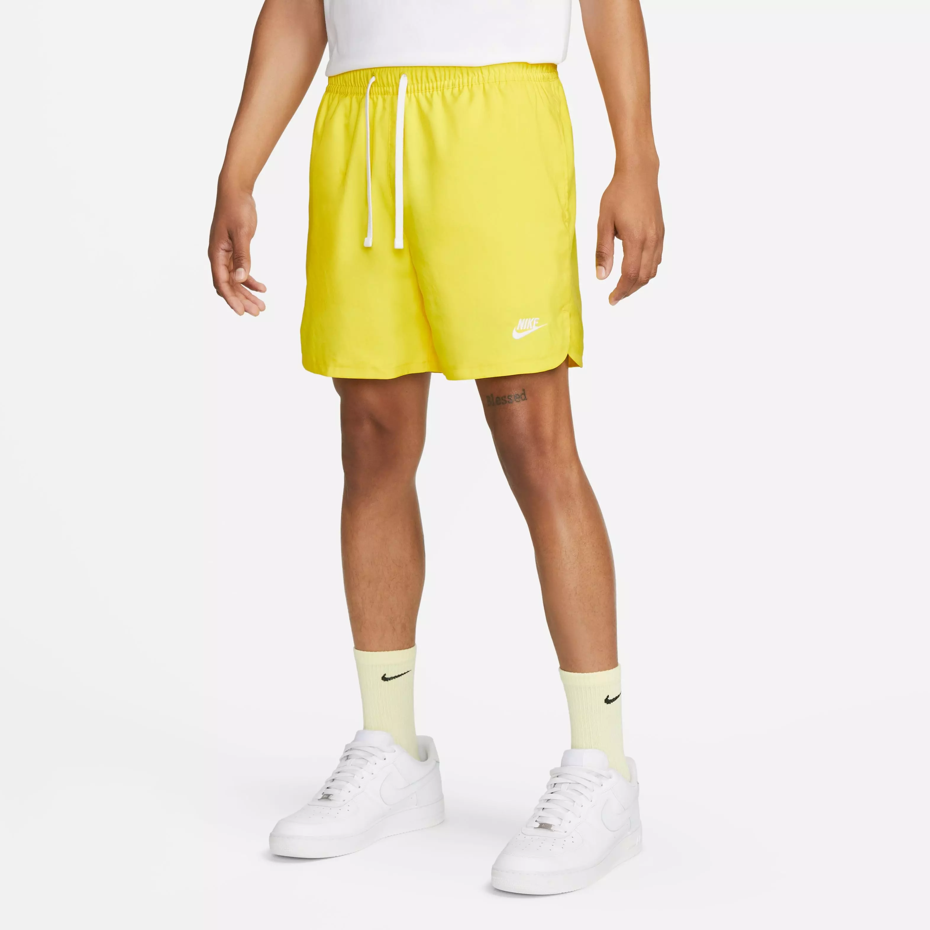 Nike Men's Sportswear Sport Essentials Woven Lined Flow Shorts-Yellow - YELLOW