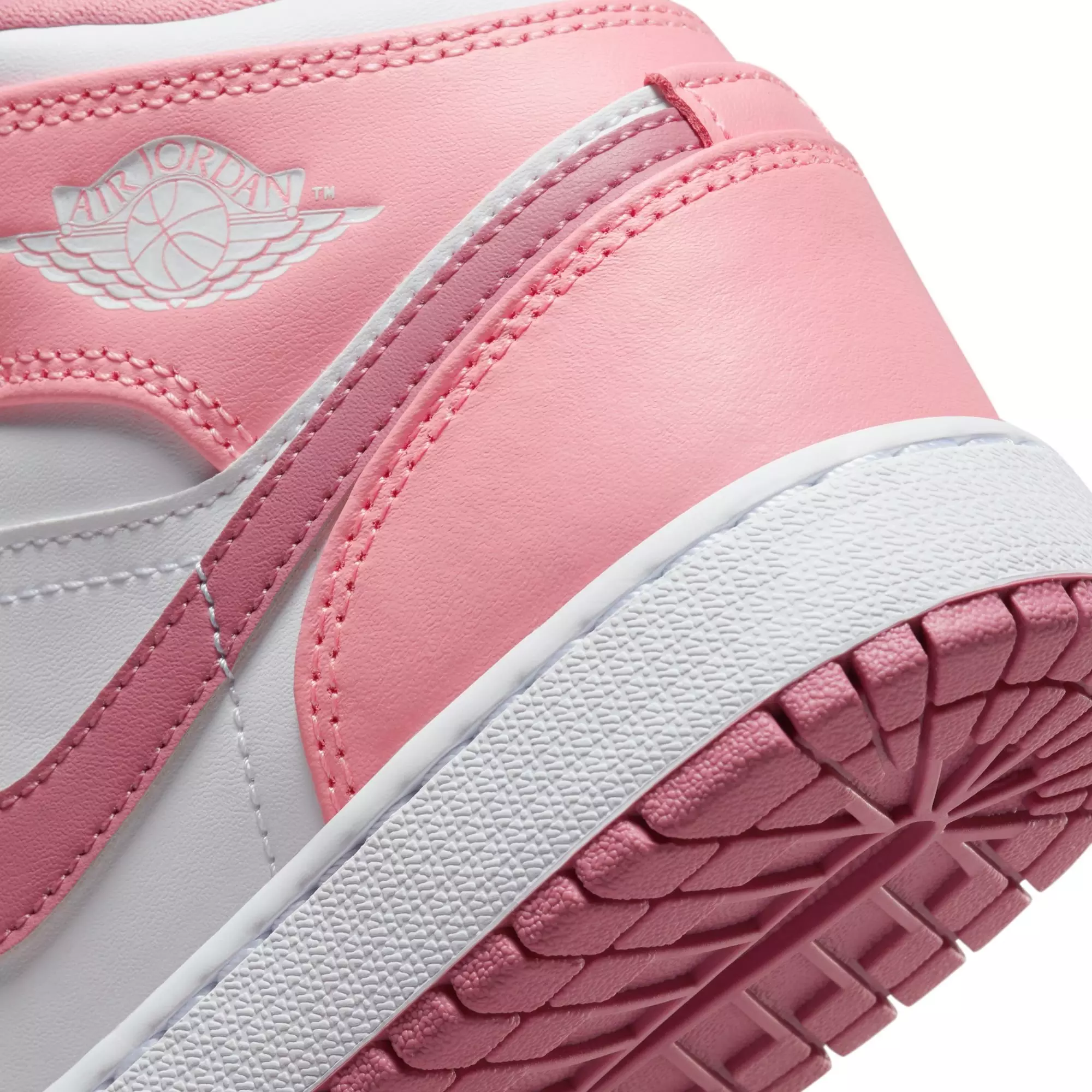 Jordan 1 Mid "Coral Chalk/Desert Berry/White" Grade School Girls' Shoe - PINK/WHITE