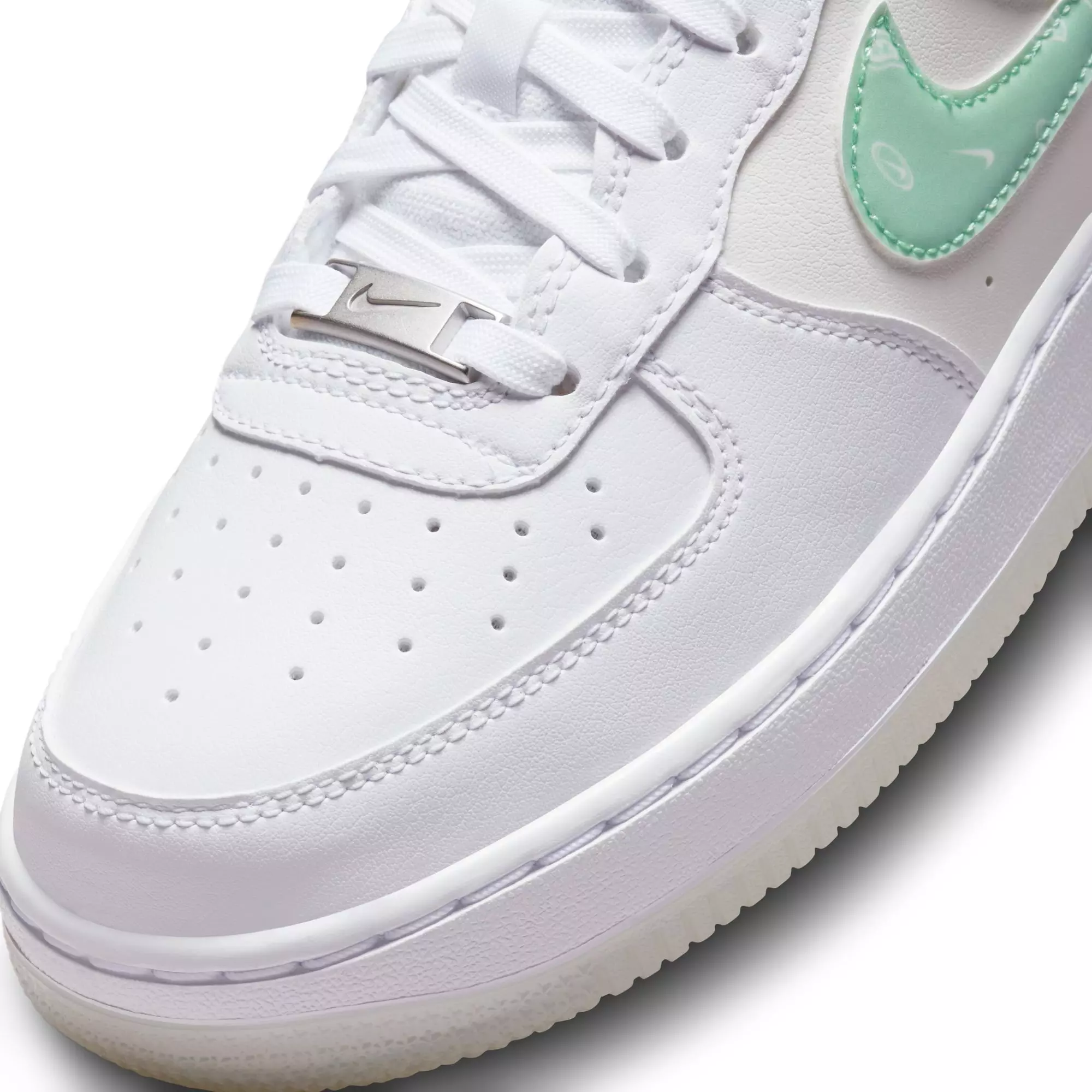 Nike Air Force 1 LV8 "White/Mint Foam/Phantom" Grade School Kids' Shoe - WHITE/GREEN
