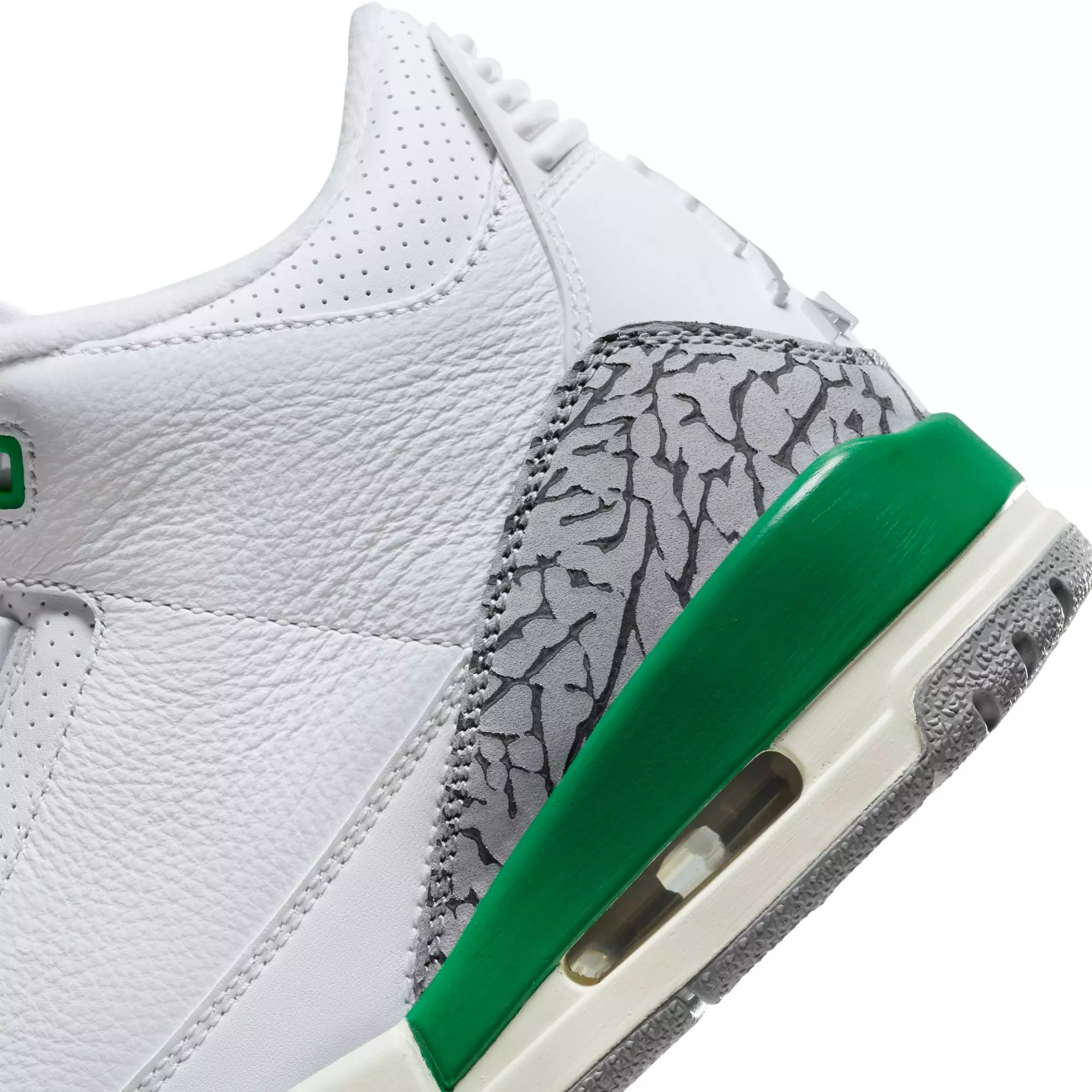 Jordan 3 Retro "Lucky Green" Women's Shoe - WHITE/VARSITY RED/LUCKY GREEN