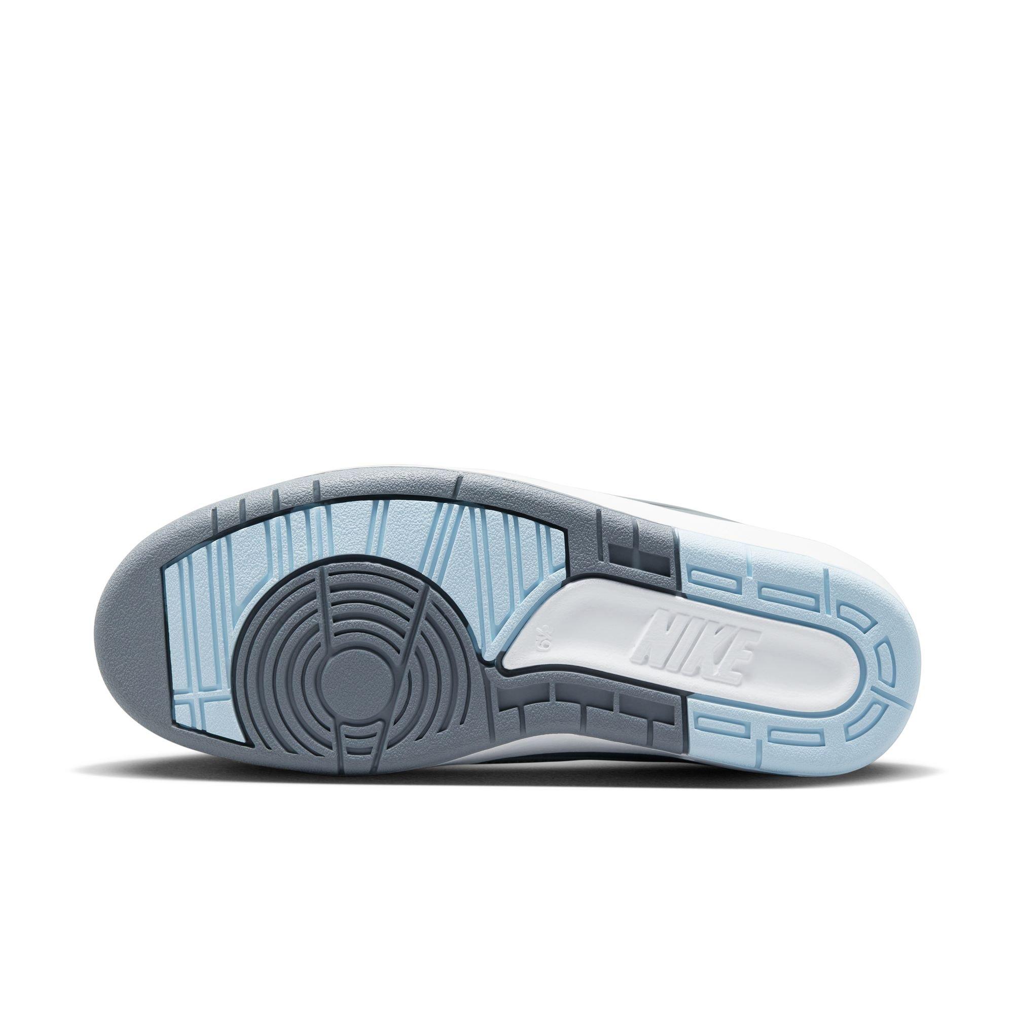 Jordan 2 Retro "Cool Grey" Women's Shoe - Cool Grey/Ice Blue/White Thumbnail View 11