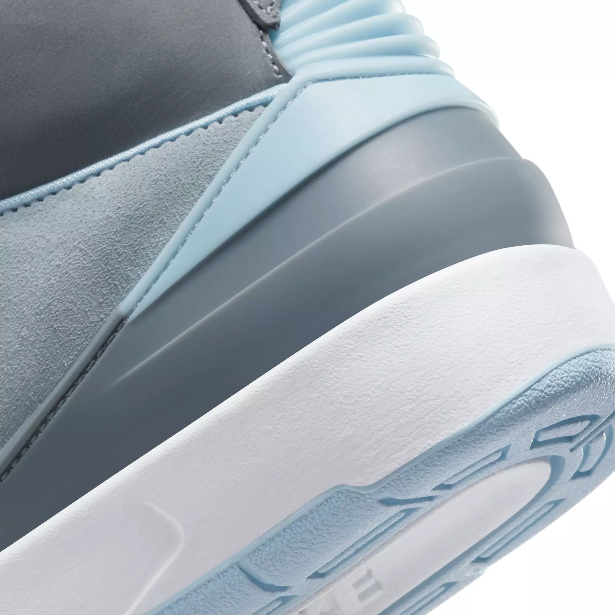 Jordan 2 Retro "Cool Grey" Women's Shoe - Cool Grey/Ice Blue/White