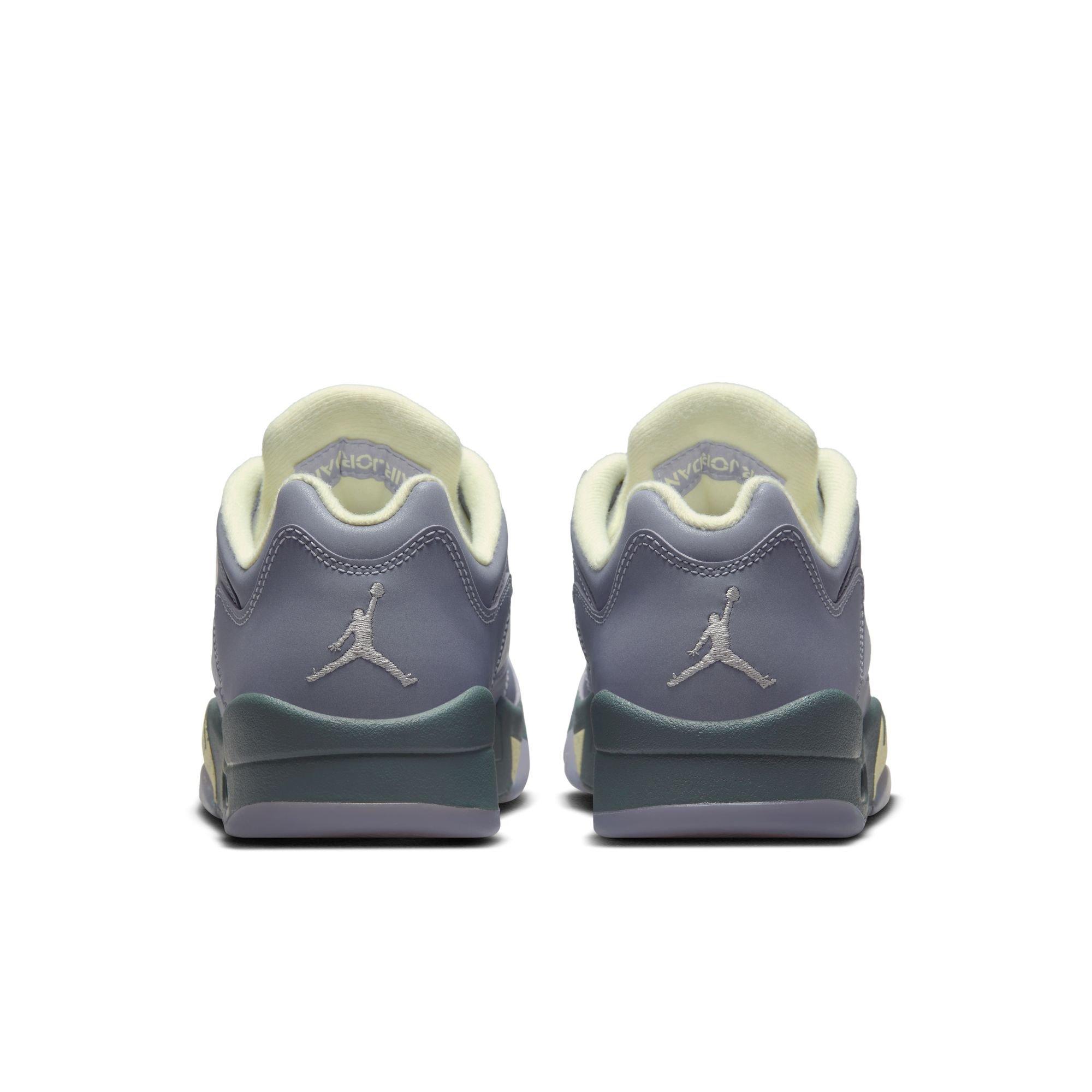 Jordan 5 Retro Low "Indigo Haze" Women's Shoe - Indigo Haze/Fire Red/Metallic Silver Thumbnail View 11
