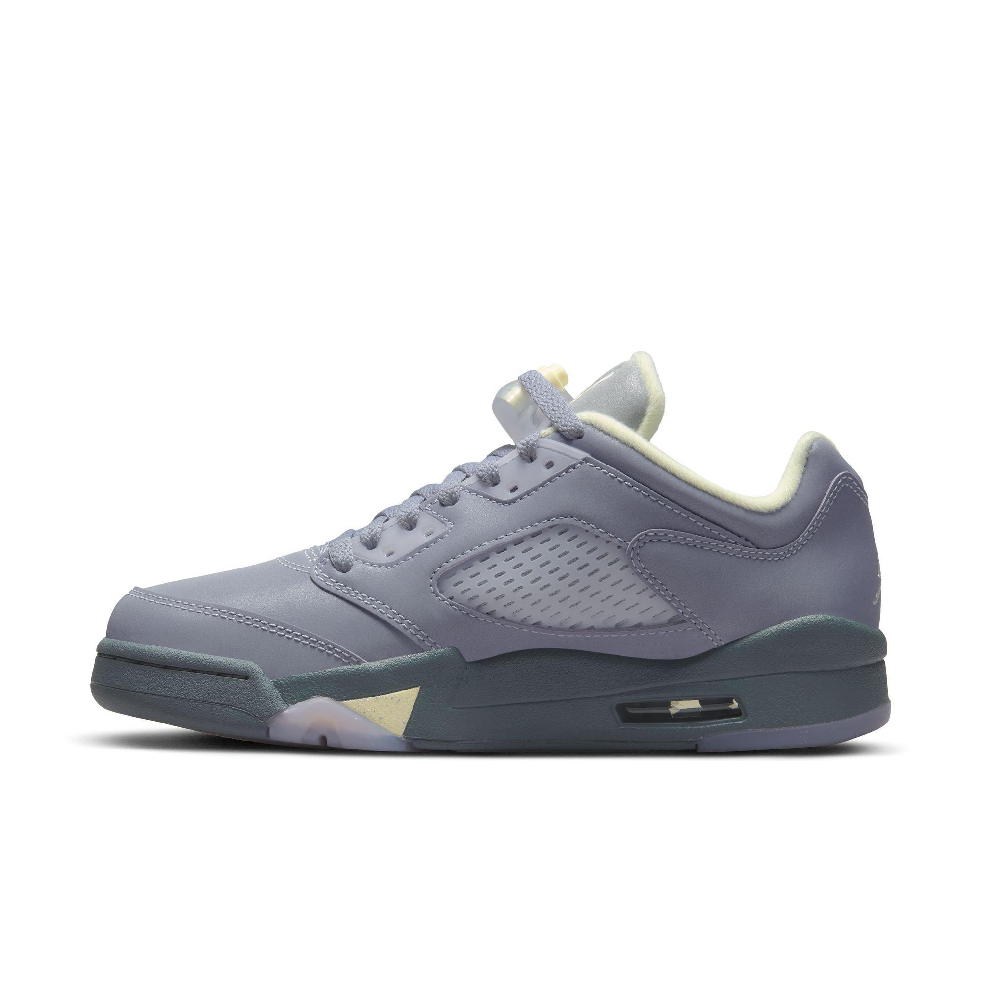 Jordan 5 Retro Low "Indigo Haze" Women's Shoe - Indigo Haze/Fire Red/Metallic Silver Thumbnail View 9