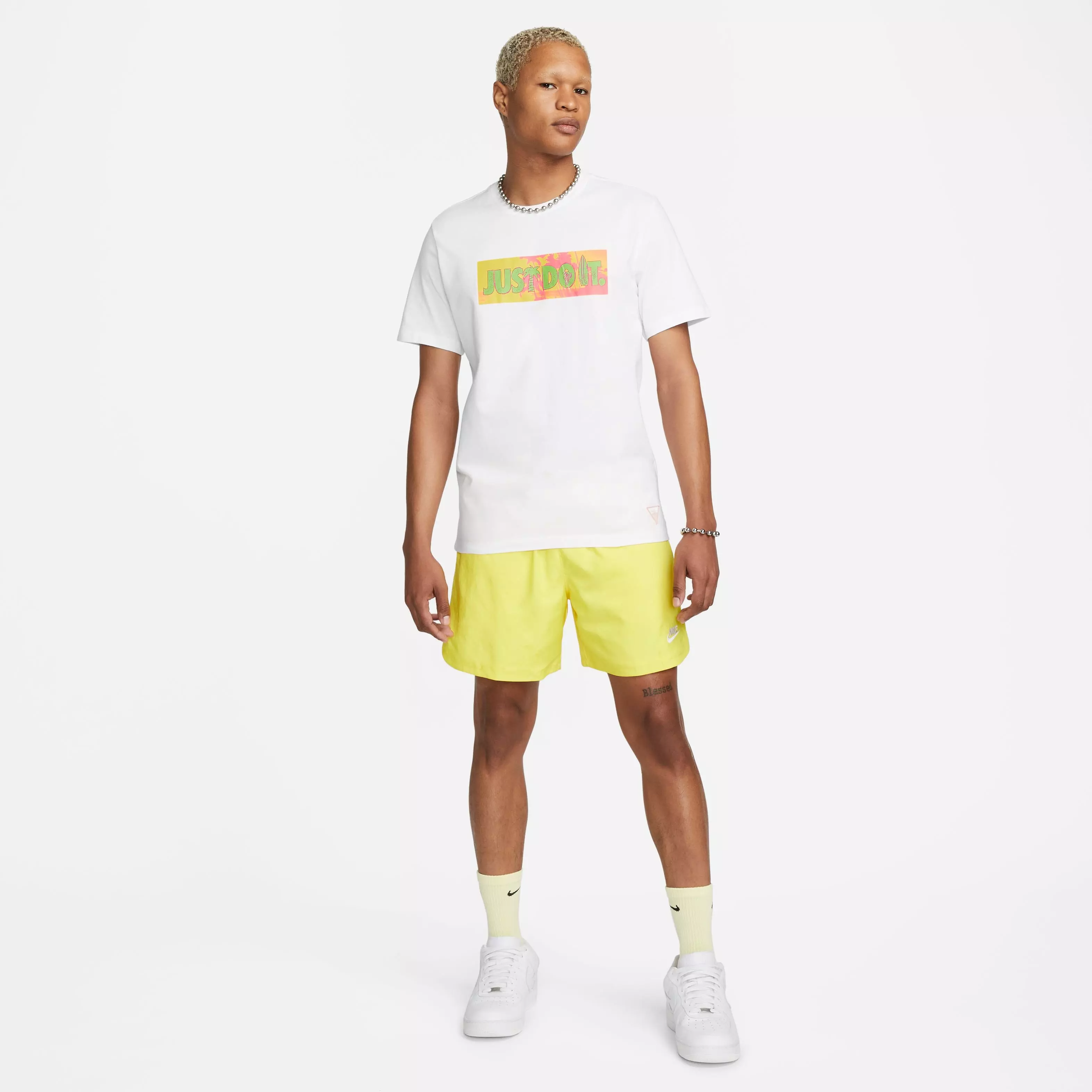 Nike Men's Sportswear Beach Party JDI Tee-White/Pink - WHITE/PINK