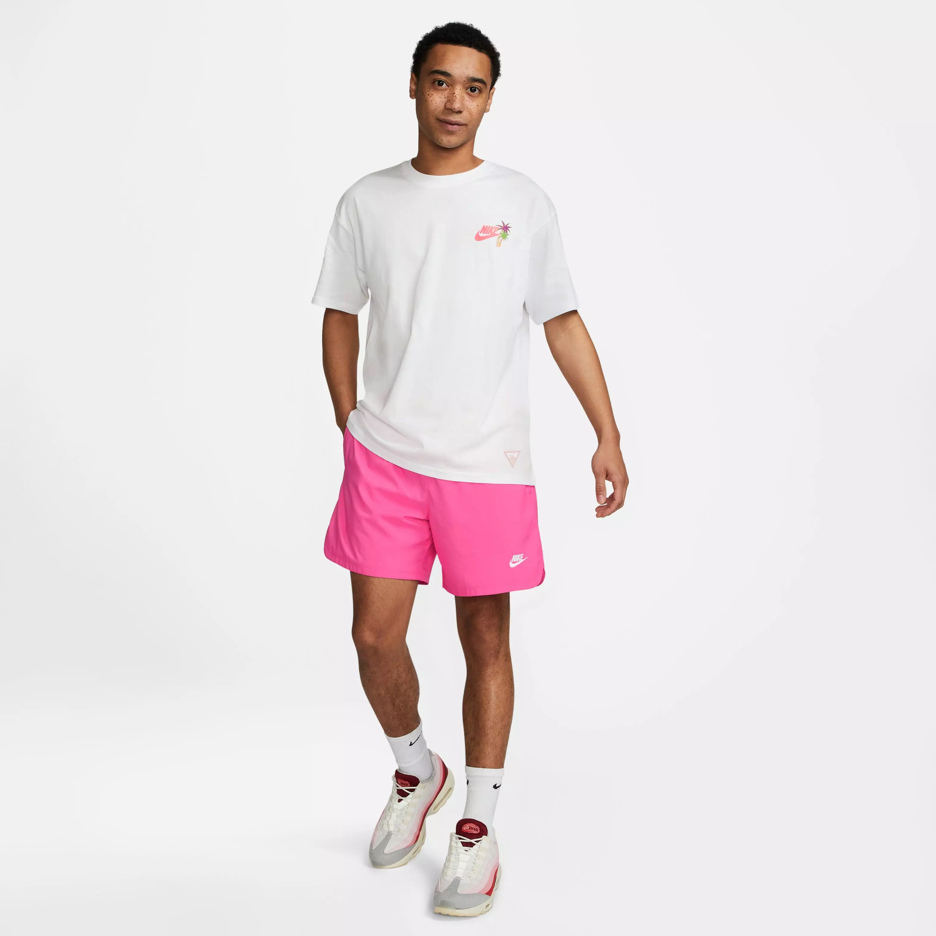 Nike Men's Sportswear Beach Party Surf Tee-White - WHITE