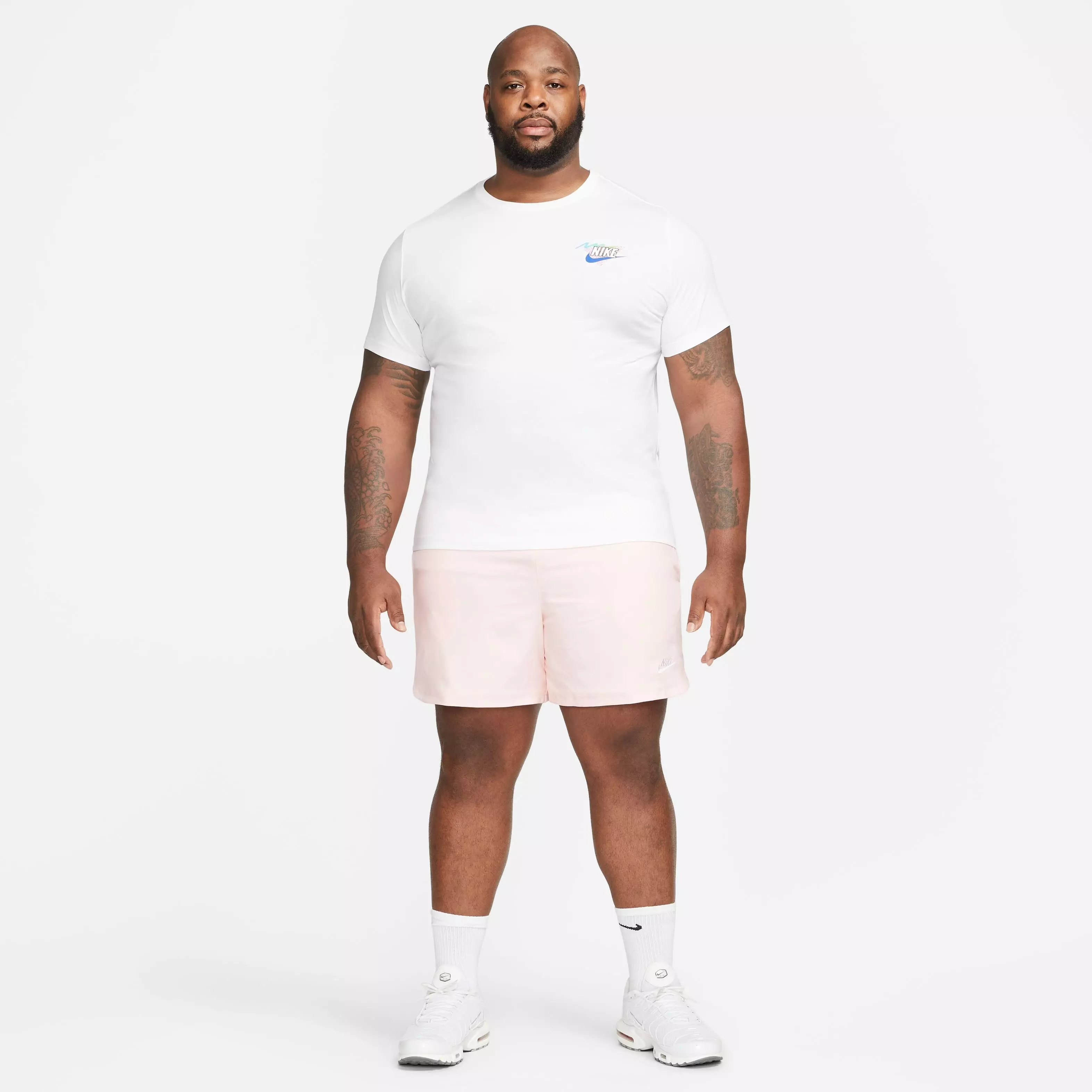 Nike Men's Sportswear Beach Pug Tee-White - WHITE