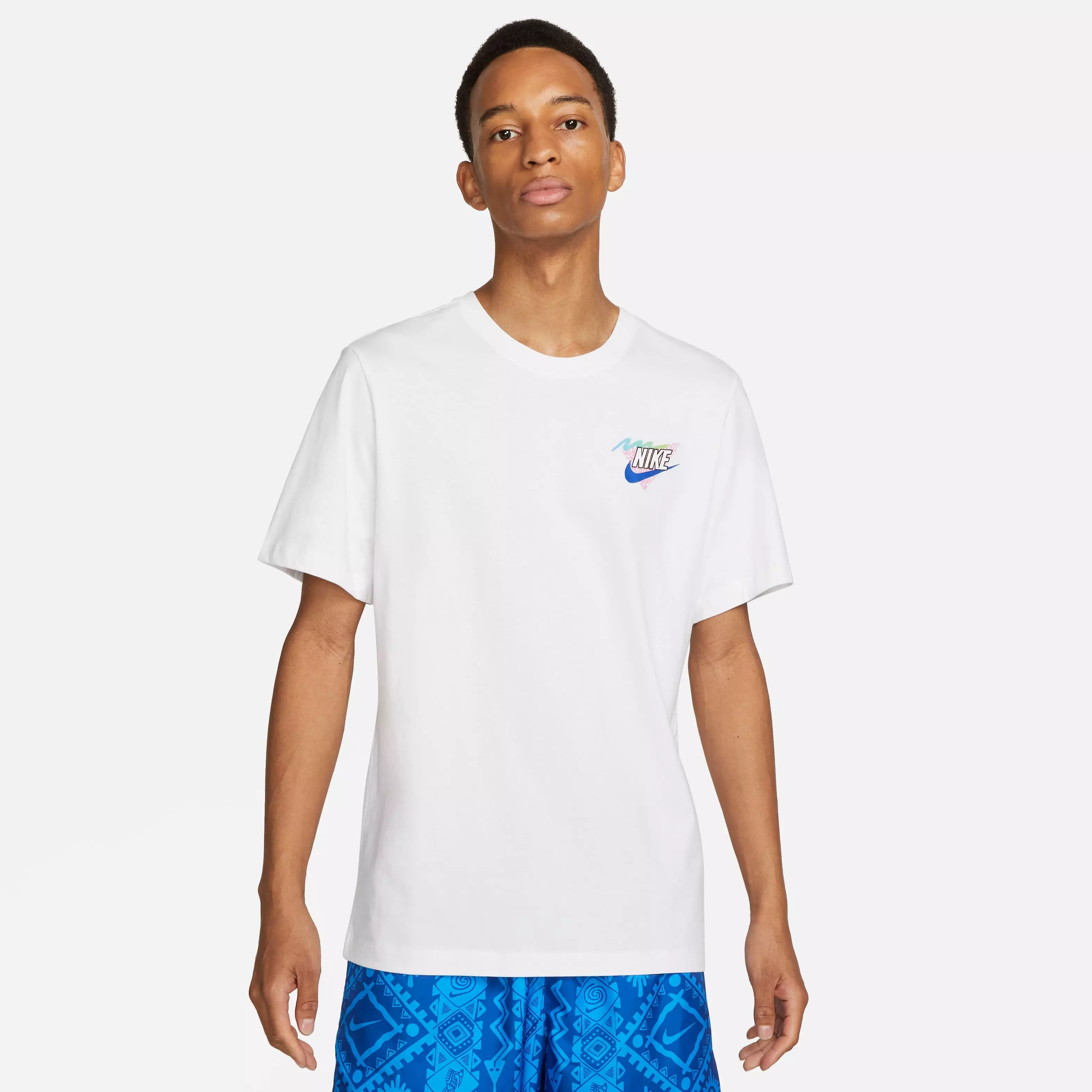Nike Men's Sportswear Beach Pug Tee-White - WHITE