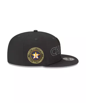 Looking for an Astros Parade hat. Anyone still seen some in the Houston and  surrounding areas? : r/Astros