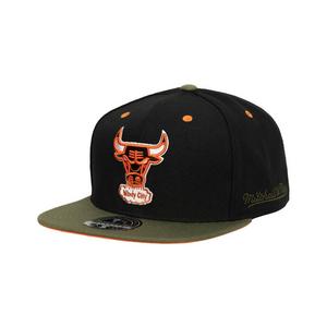 New Era Chicago Bulls Casino Cherry AJ11 59FIFTY Fitted Hat