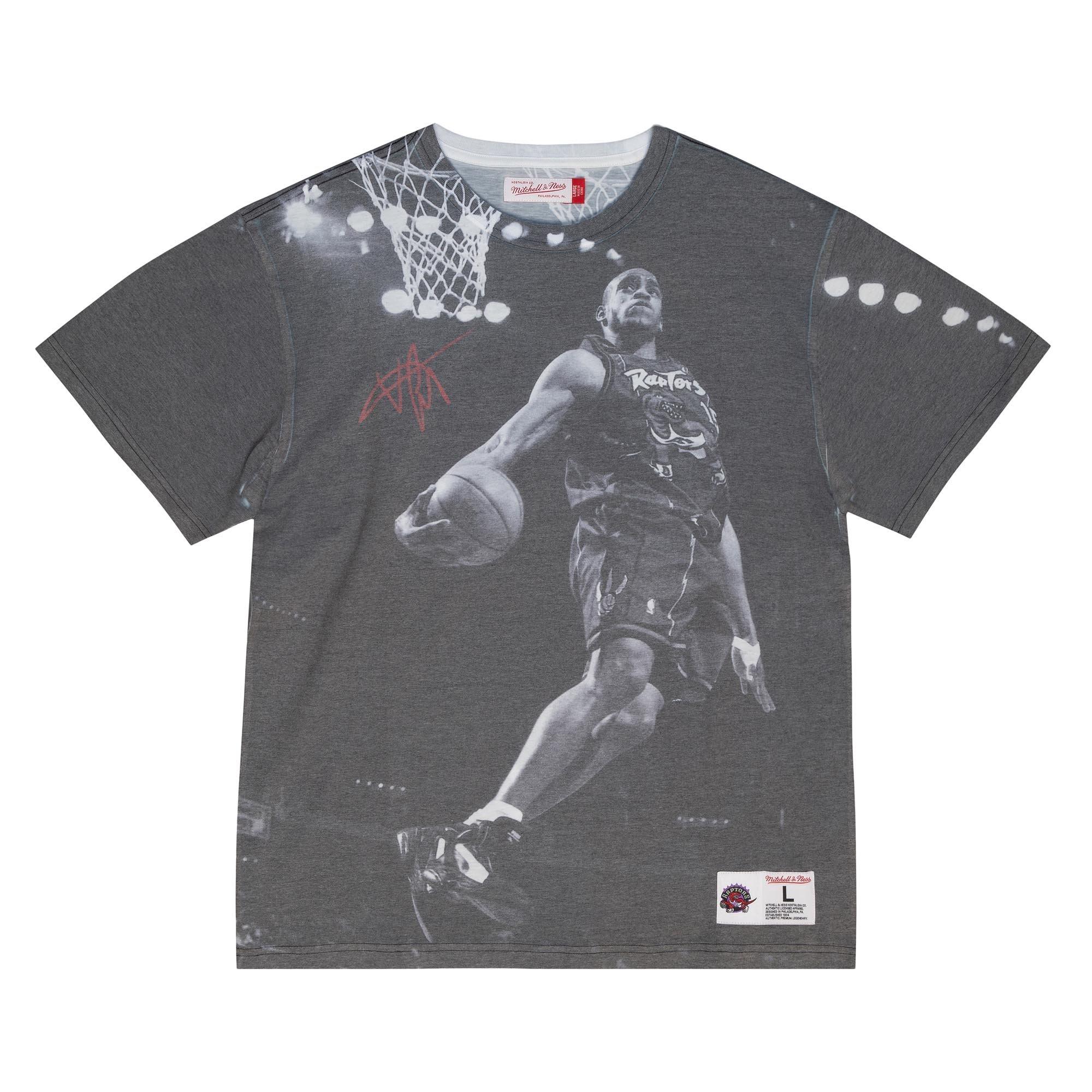 Mitchell & Ness Men's Toronto Raptors Swingman Shorts - Hibbett