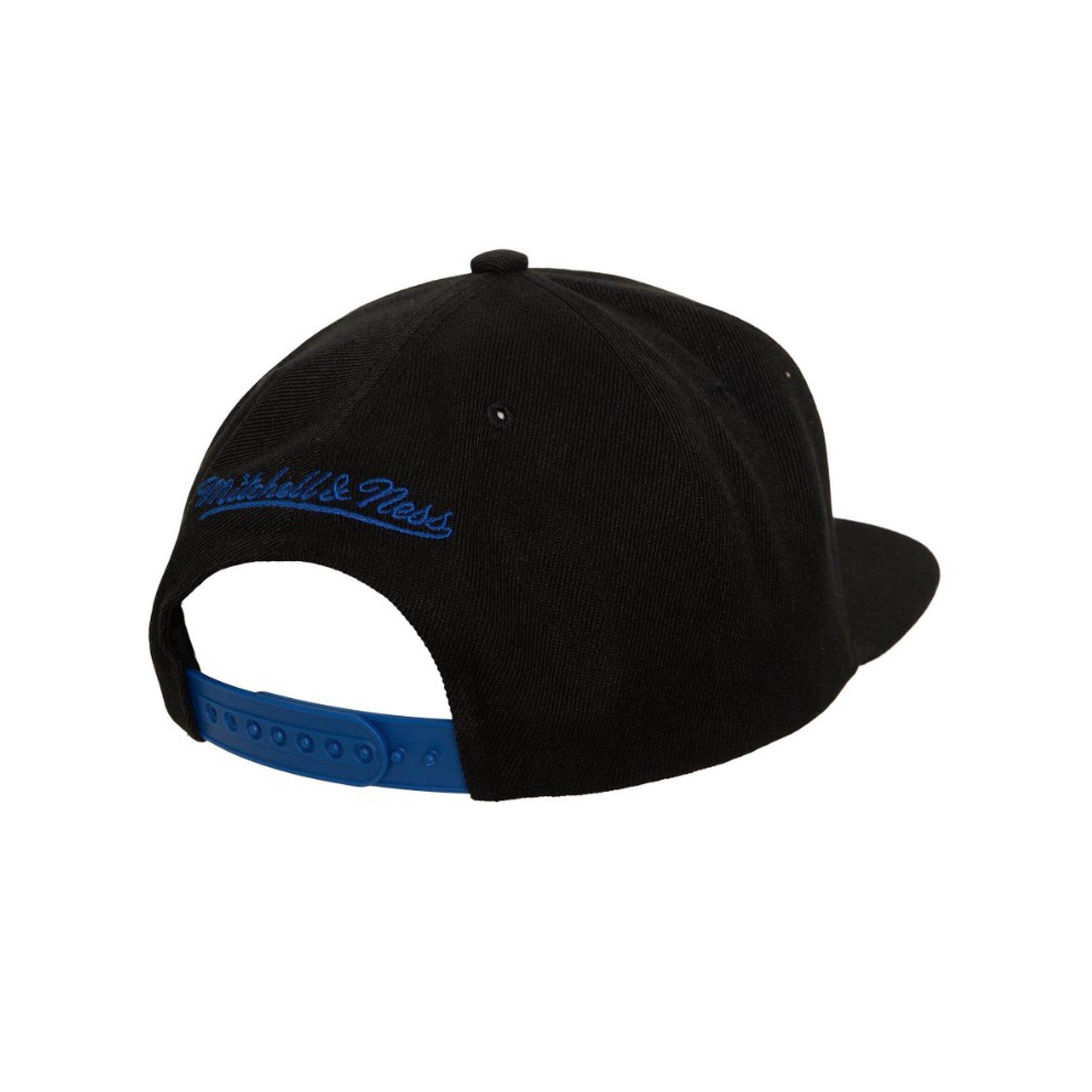 Mitchell & Ness New York Knicks Satin Under Snapback Hat - BLACK Thumbnail View 2