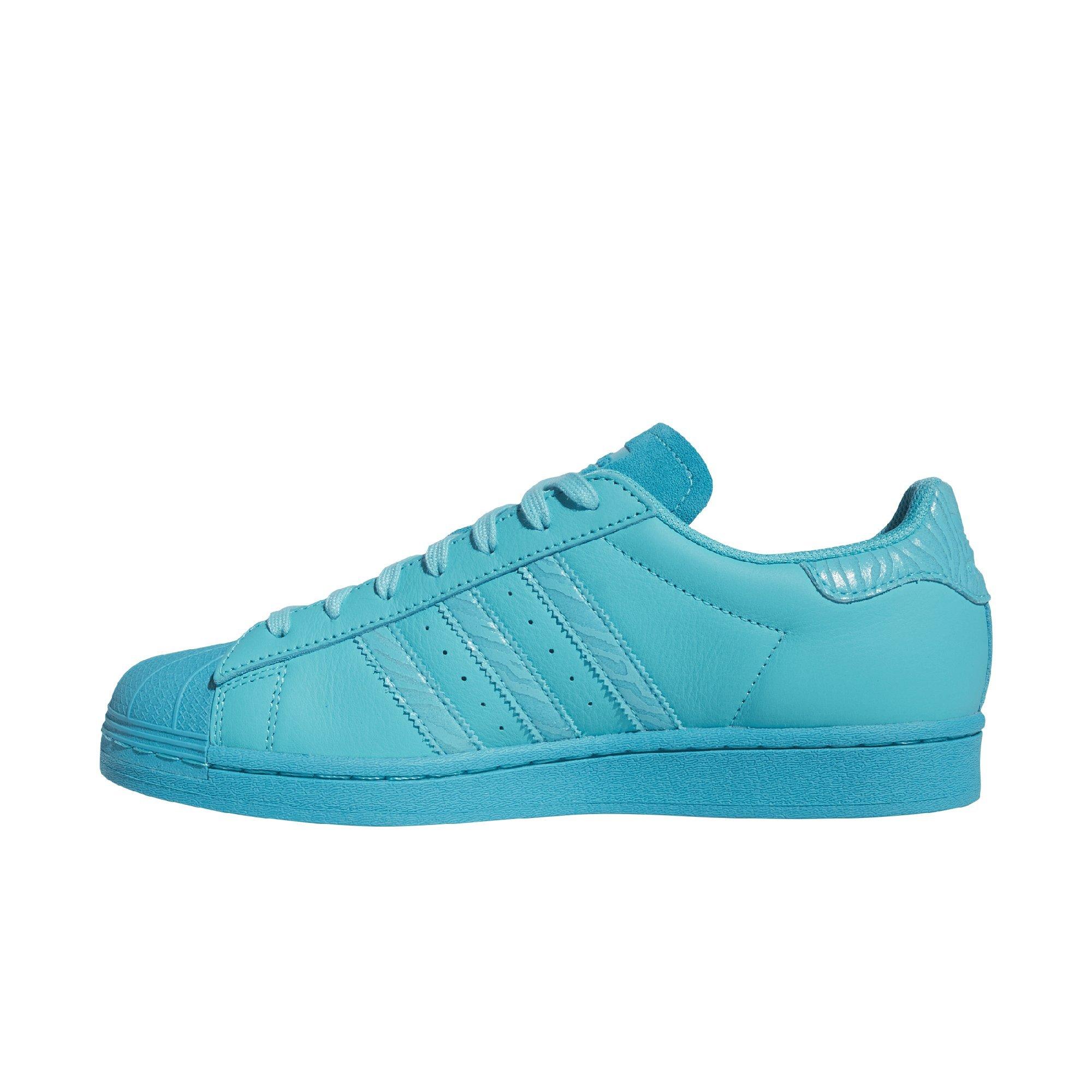 Superstar slip on homme on sale cyan