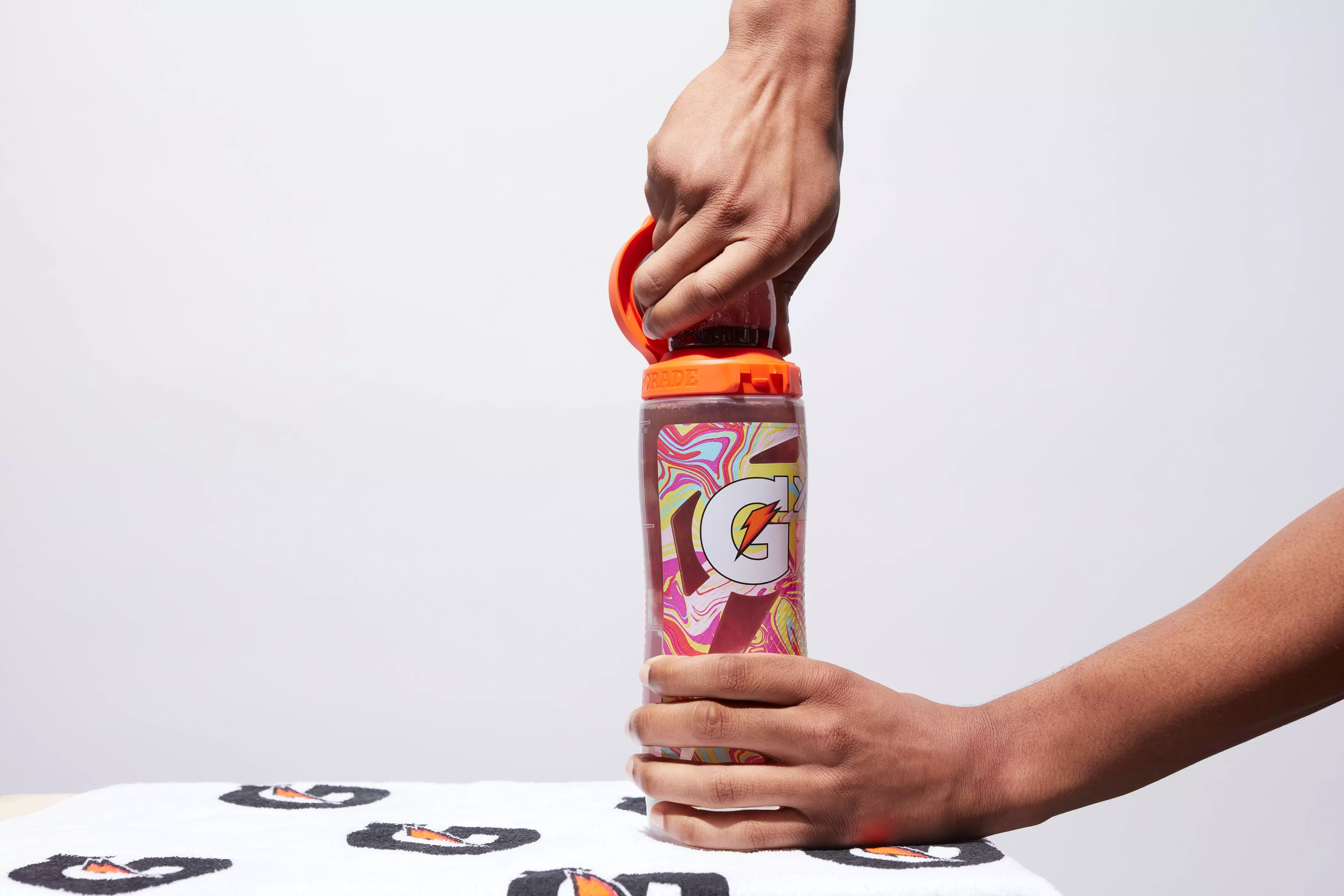 Gatorade Gx 30oz. Water Bottle-Multi-Color - MULTI-COLOR