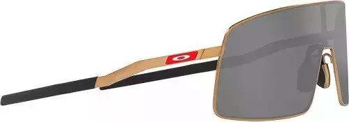 Oakley Sutro TI Patrick Mahomes II Collection Sunglasses - GOLD/BLACK