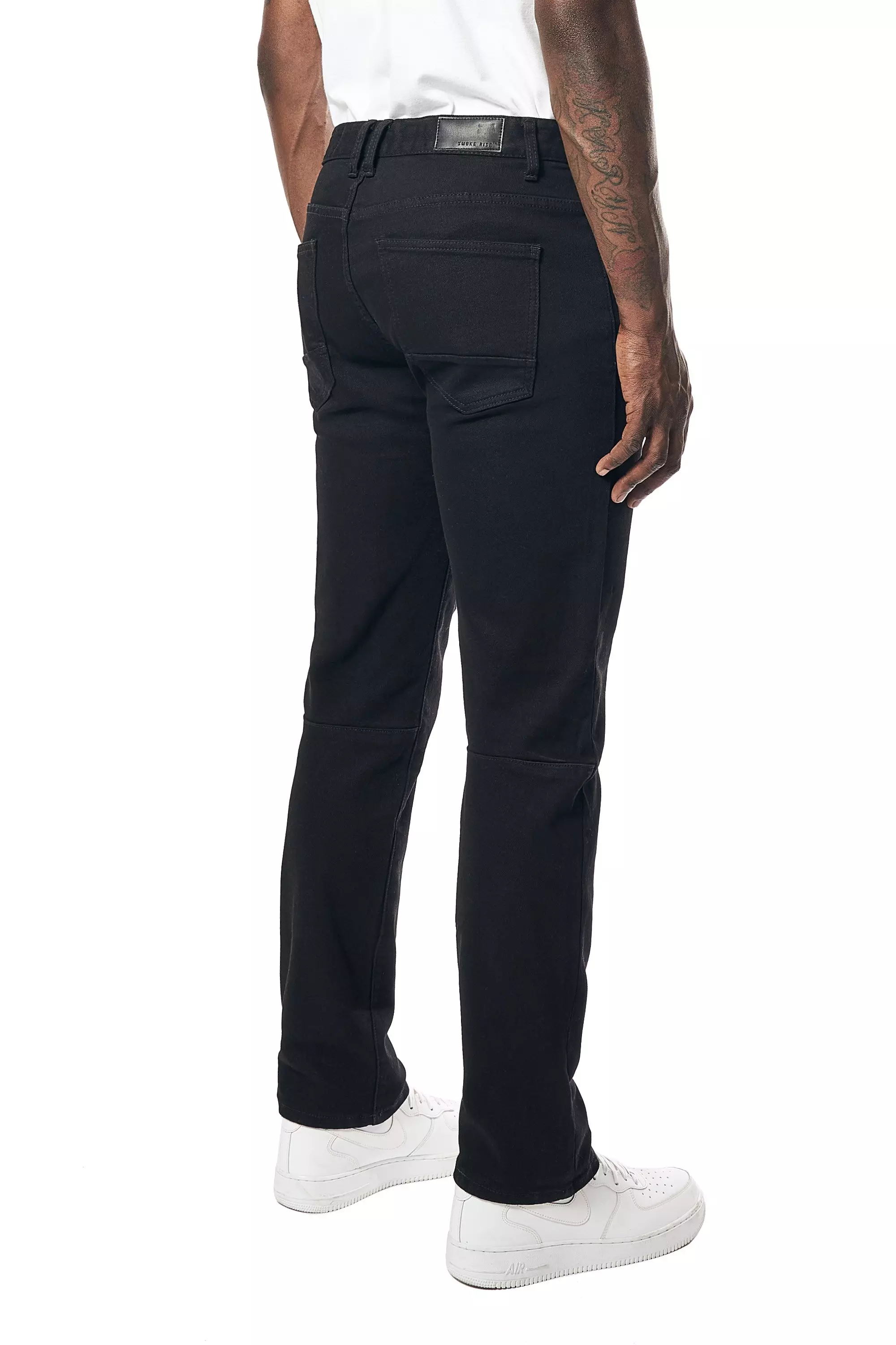 Smoke Rise Men's Essentials Straight Leg Black Wash Jeans - BLACK