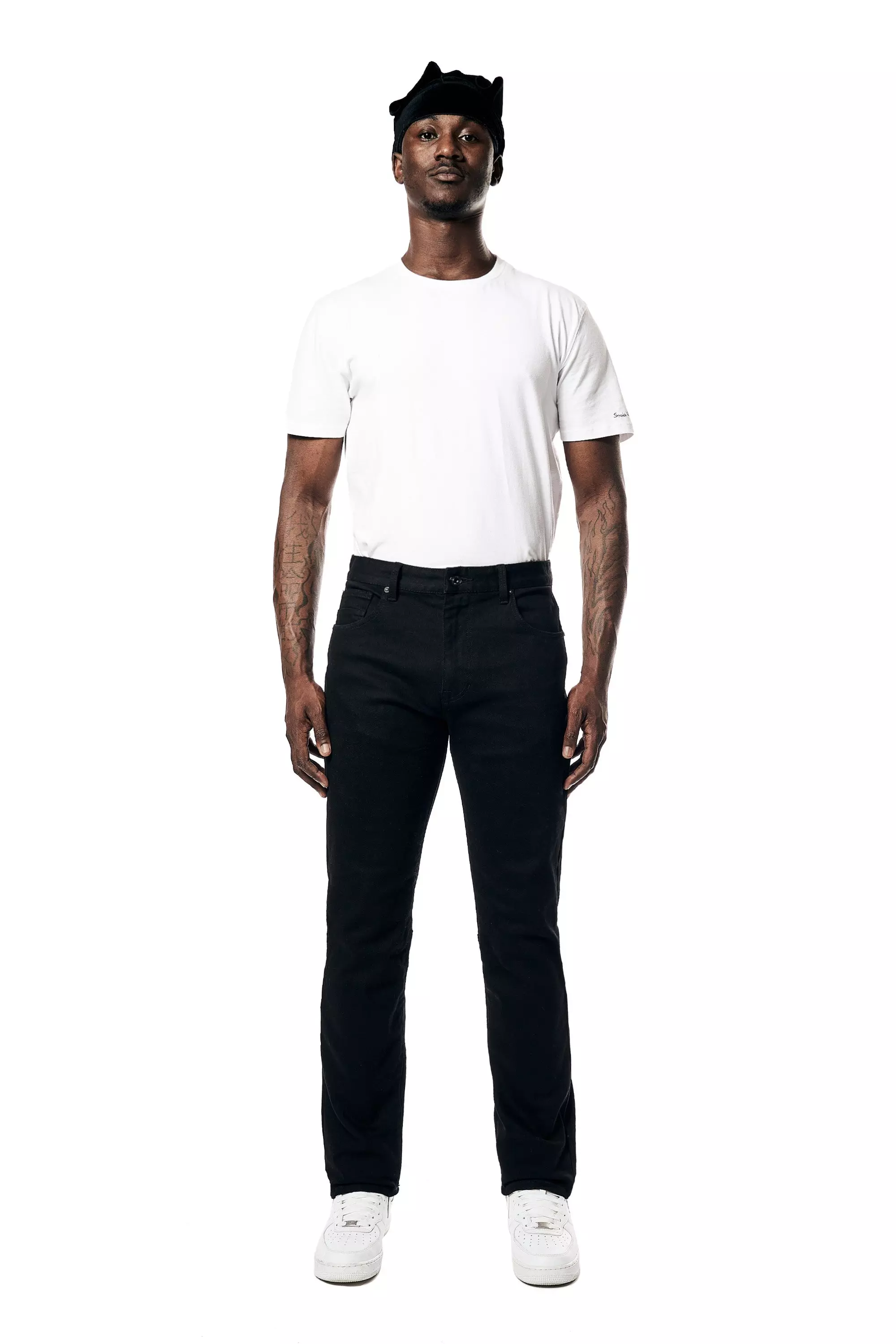 Smoke Rise Men's Essentials Straight Leg Black Wash Jeans - BLACK