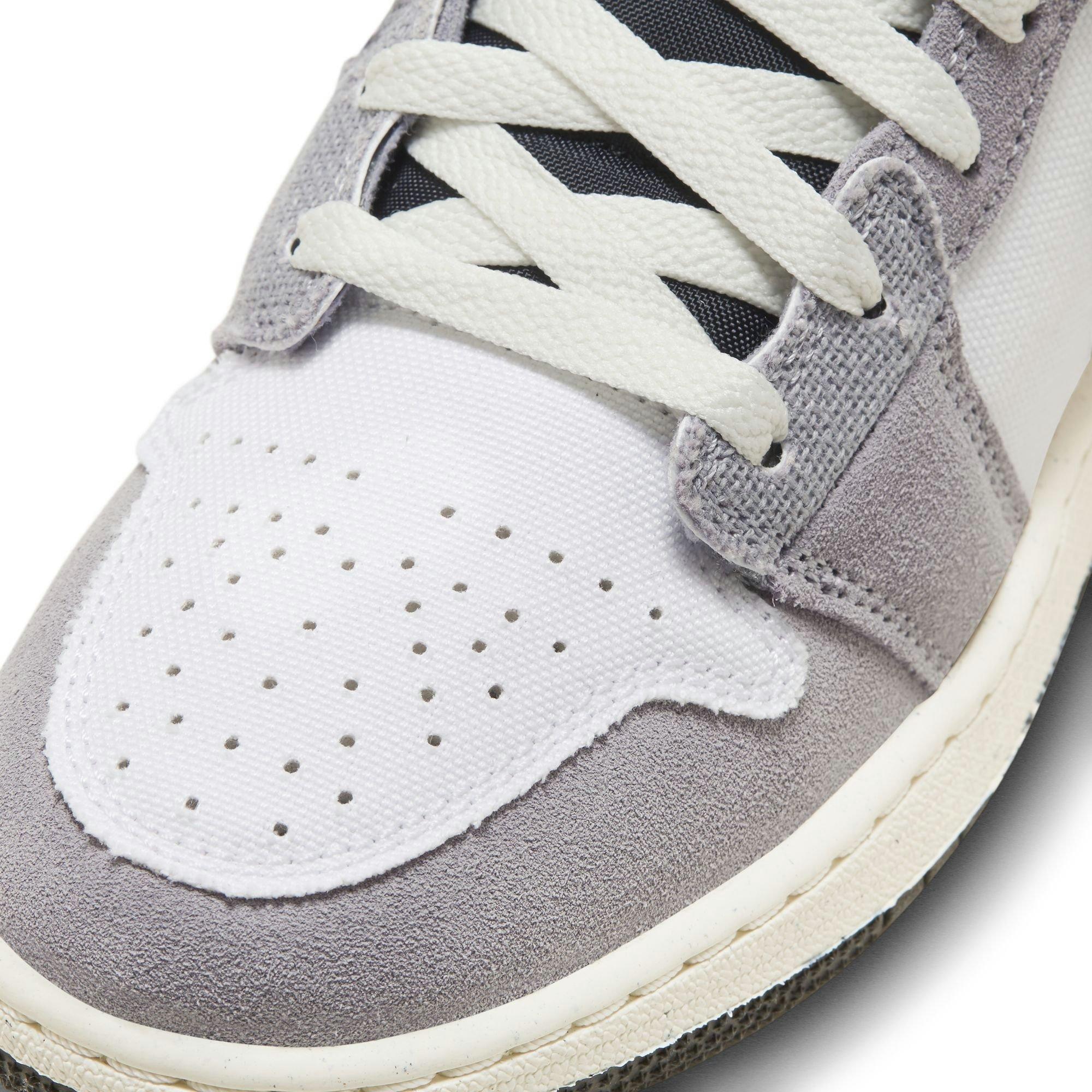 Jordan 1 Mid SE Grade School Boys' "Cement Grey/Black/White/Tech Grey" Shoe