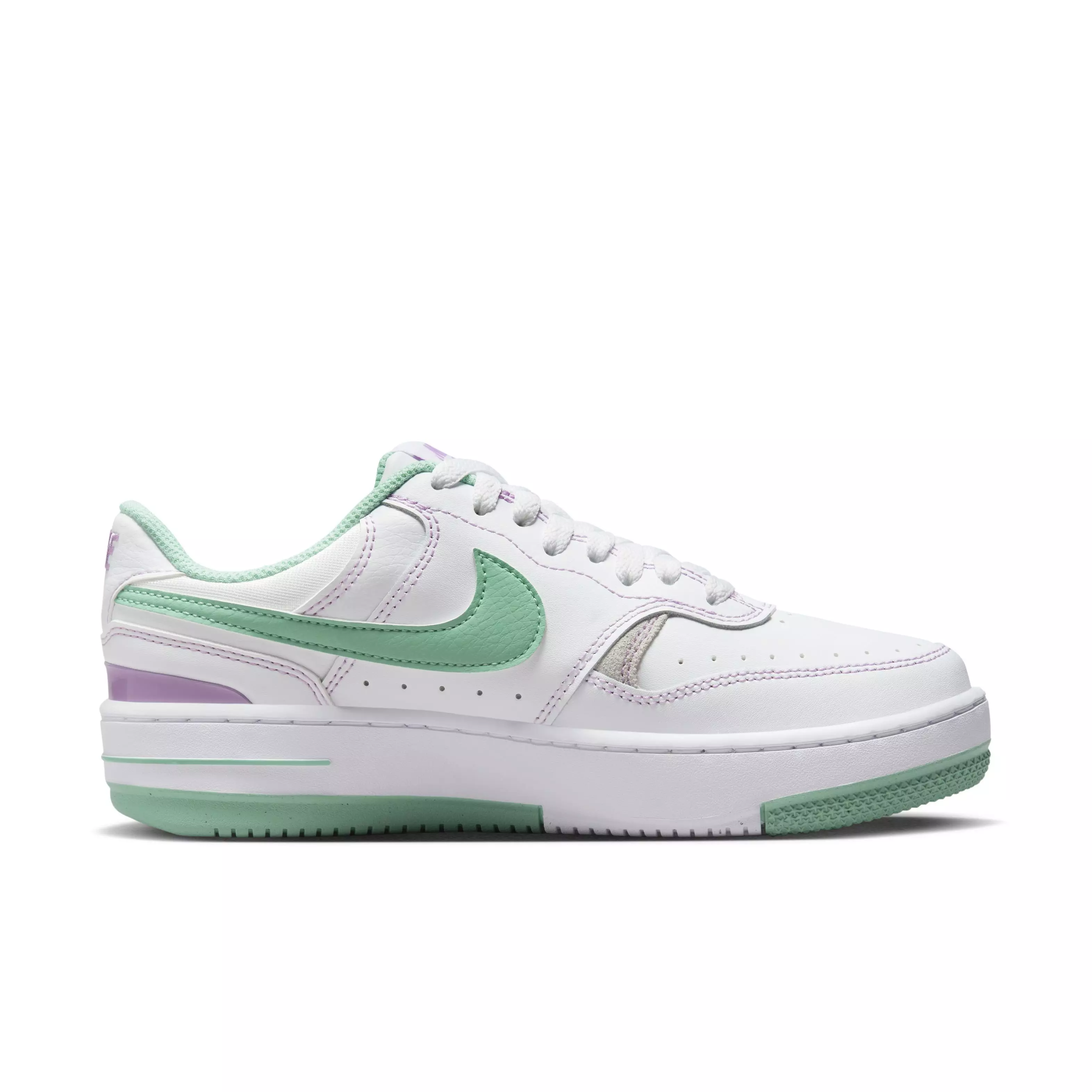 Nike Gamma Force "White/Emerald" Women's Shoe - WHITE/GREEN