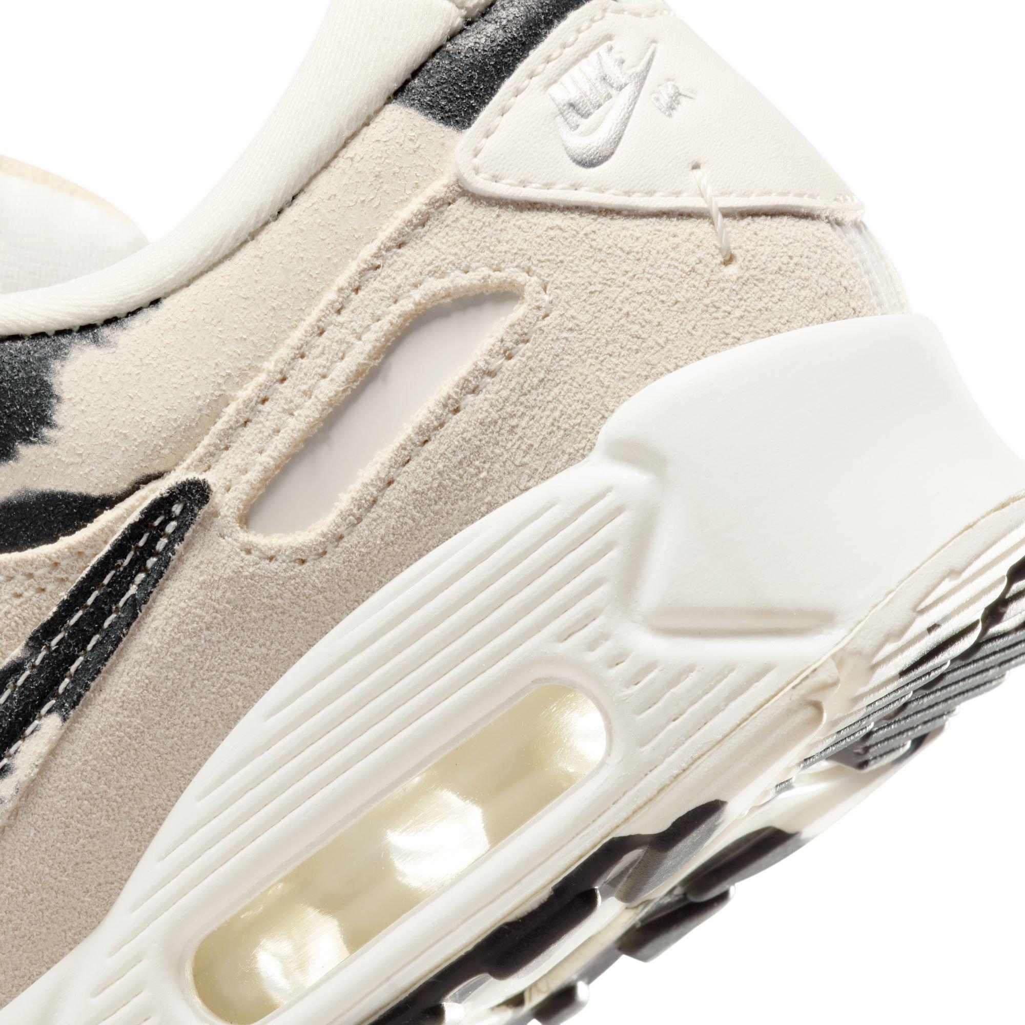 Nike Air Max 90 Futura "Cow Print" Women's Shoe - SAIL/BLACK/CHROME Thumbnail View 5