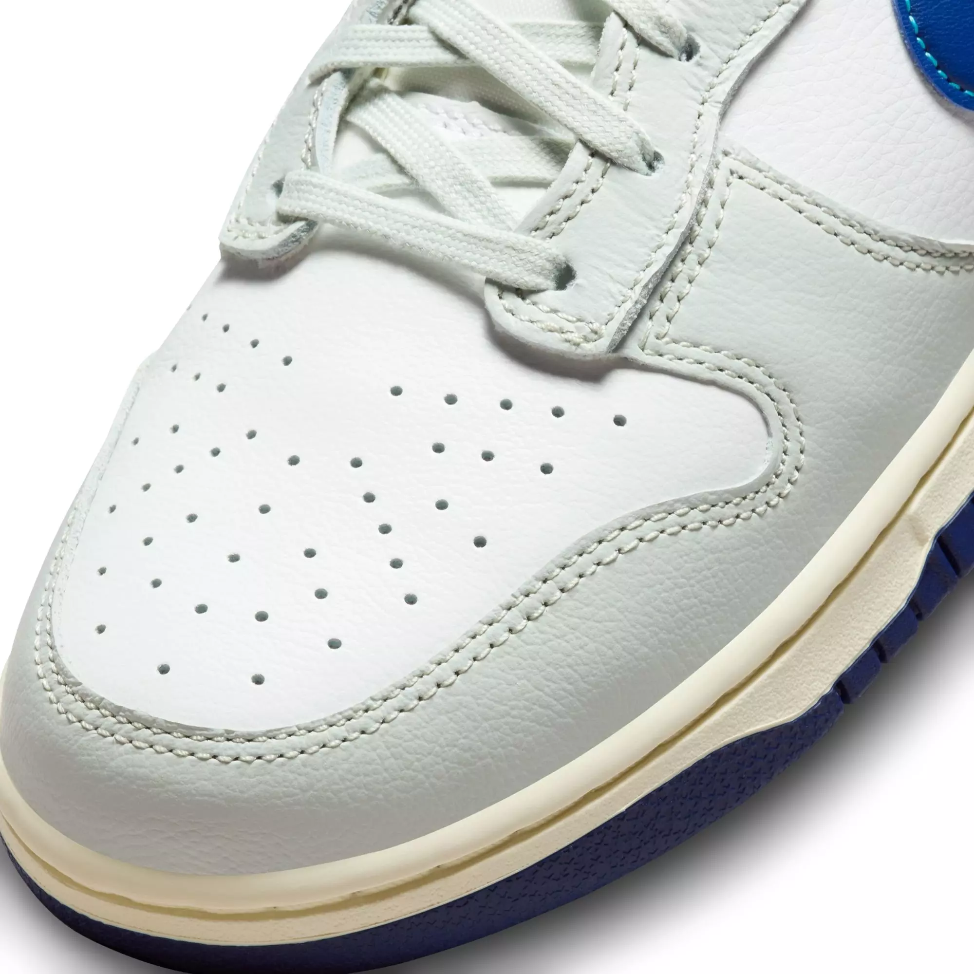 Nike Dunk High Retro Split "Summit White/Baltic Blue/Deep Royal" Men's Shoe - SUMMIT WHITE/BALTIC BLUE/DEEP ROYAL