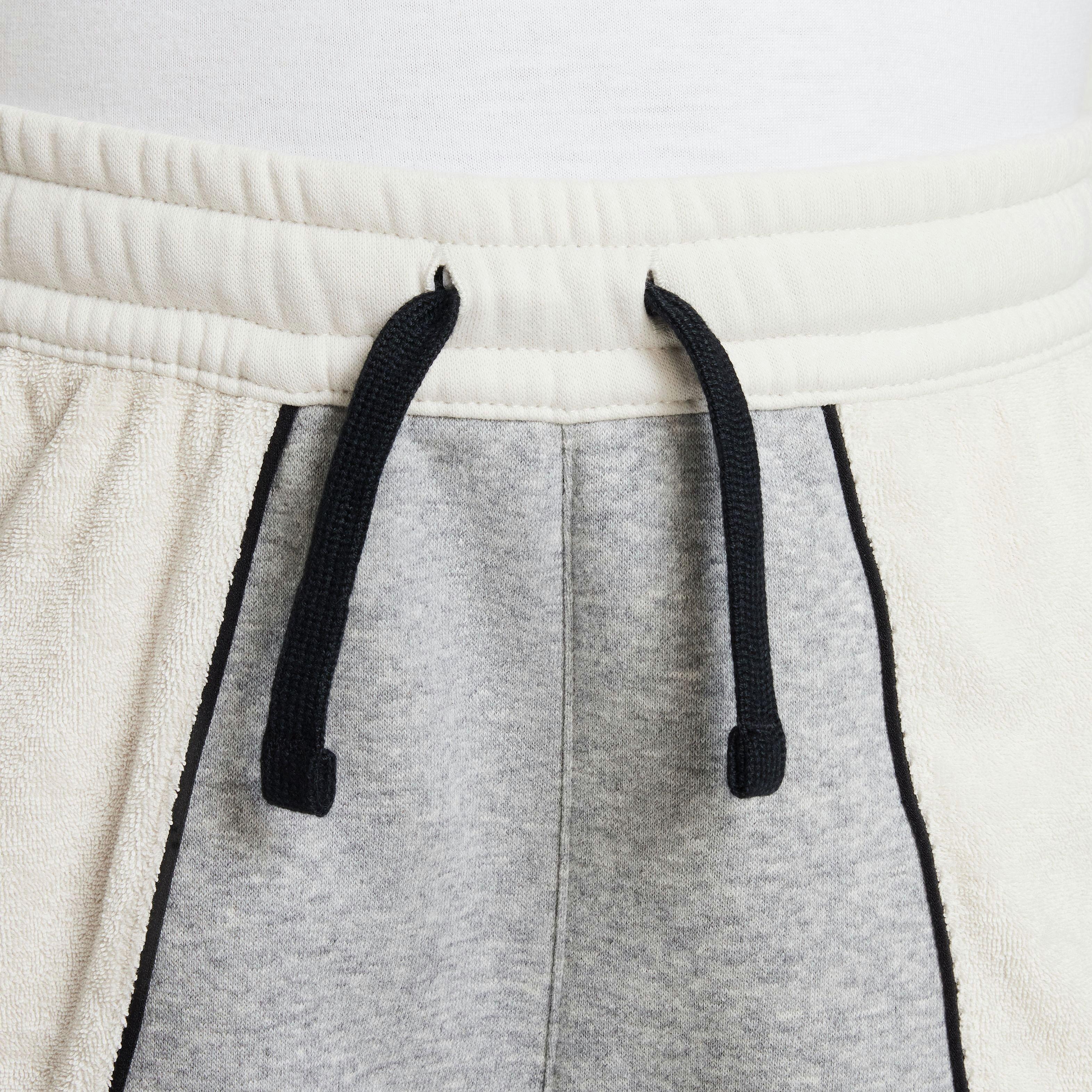 Nike Sportswear Amplify Big Boys' Grey/White Shorts
